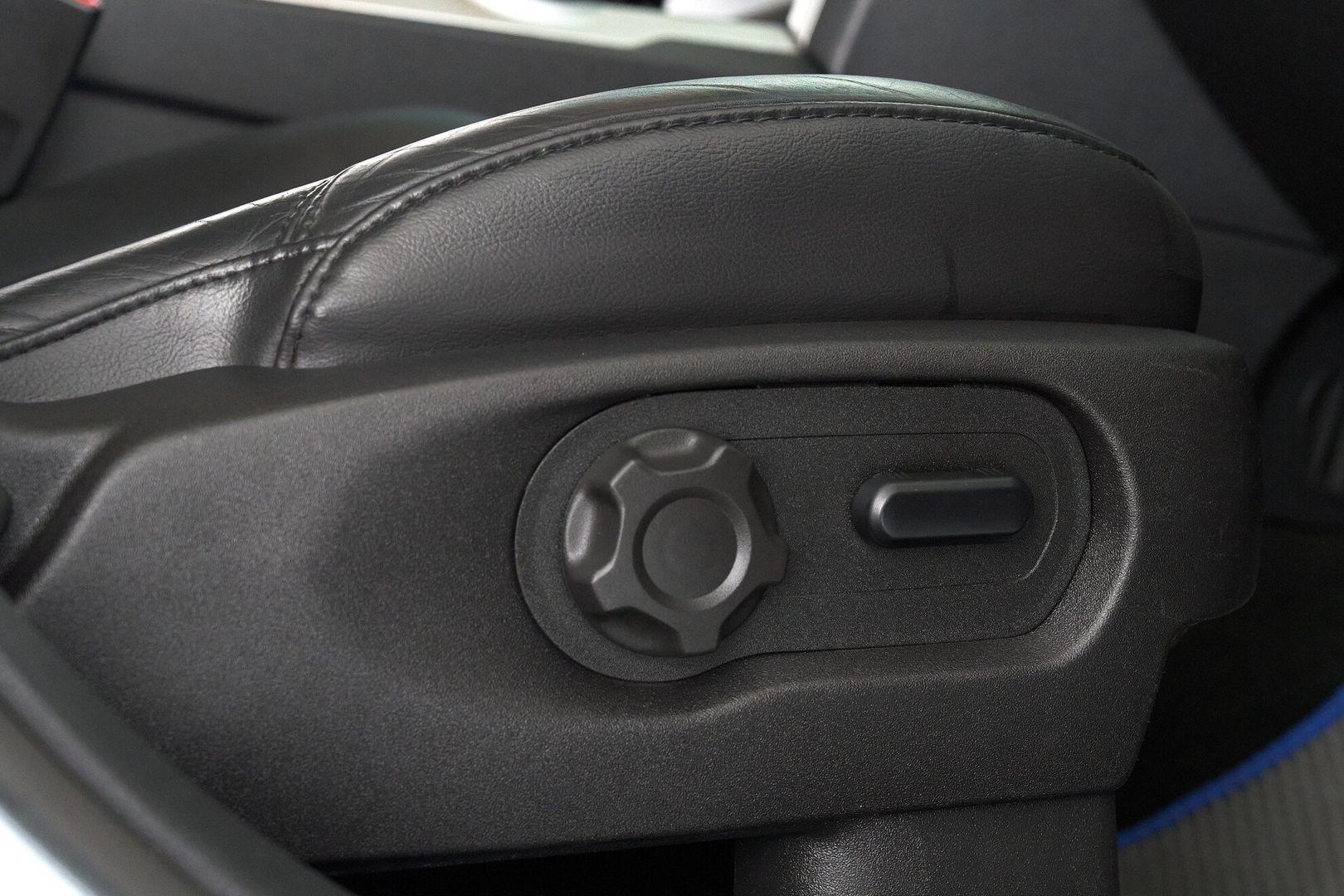 Ford Explorer 2014, белый
