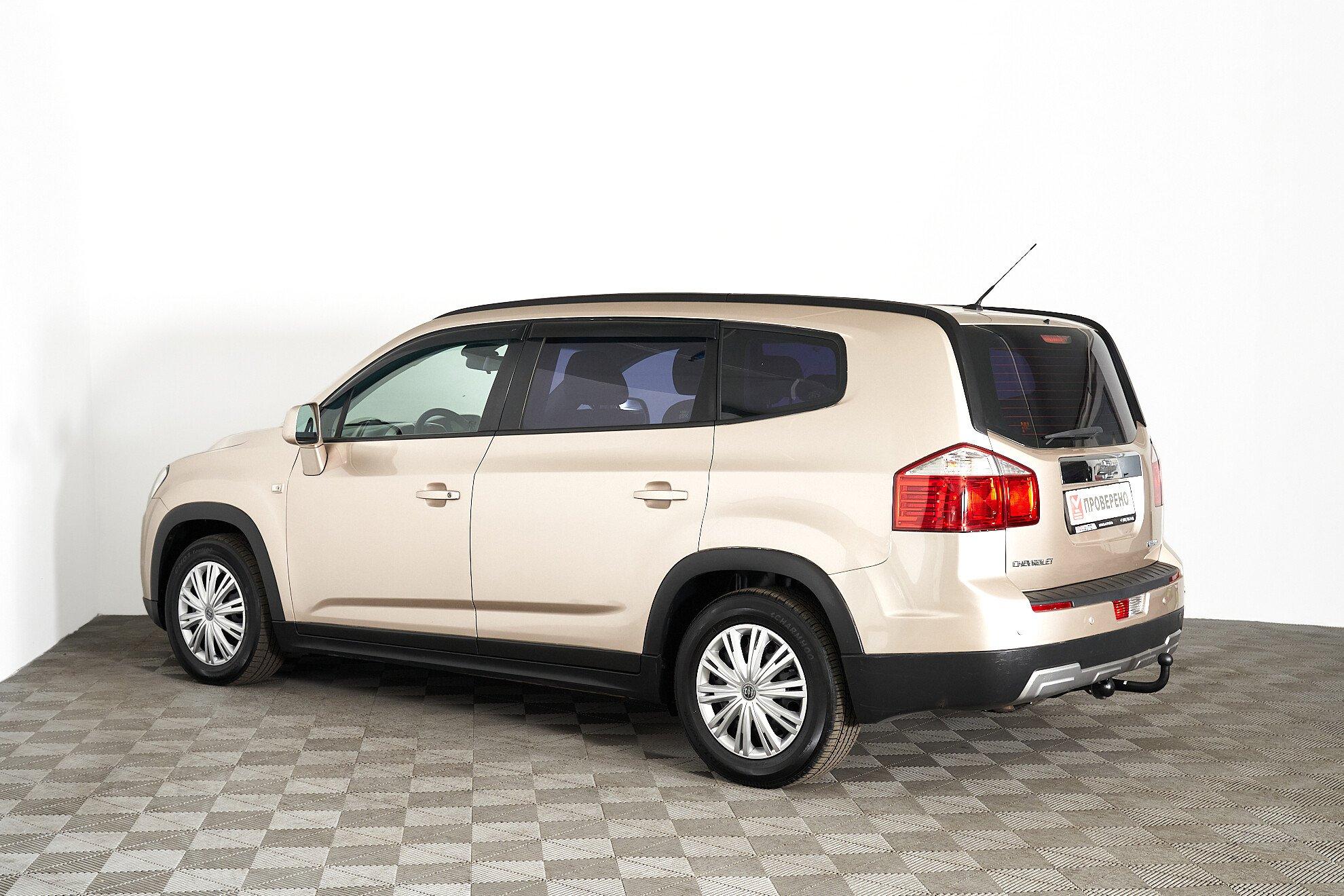 Chevrolet Orlando 2011, бежевый