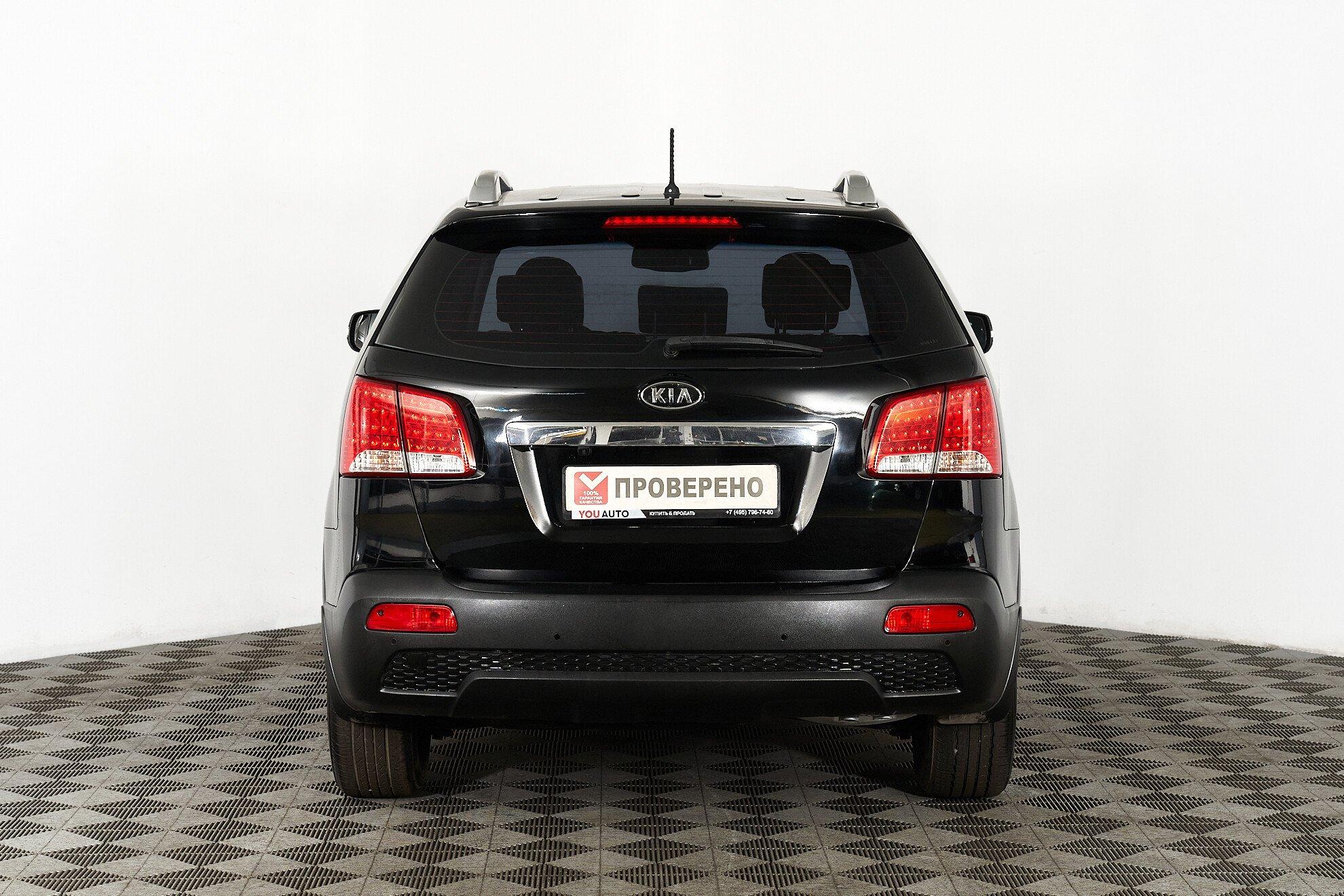 Kia Sorento 2010, черный