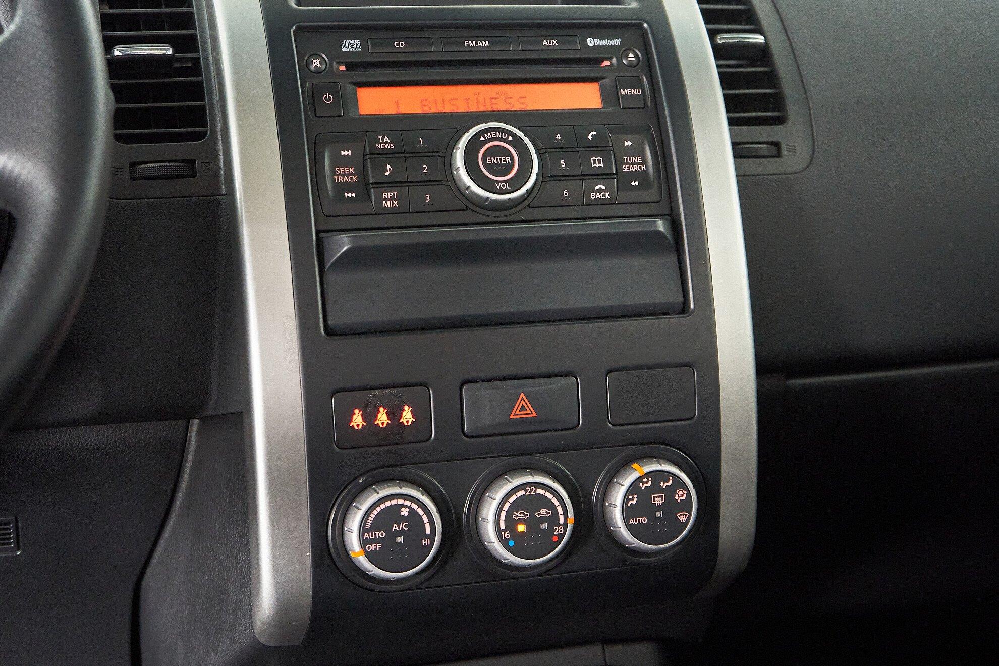 Nissan X-Trail 2011, фиолетовый