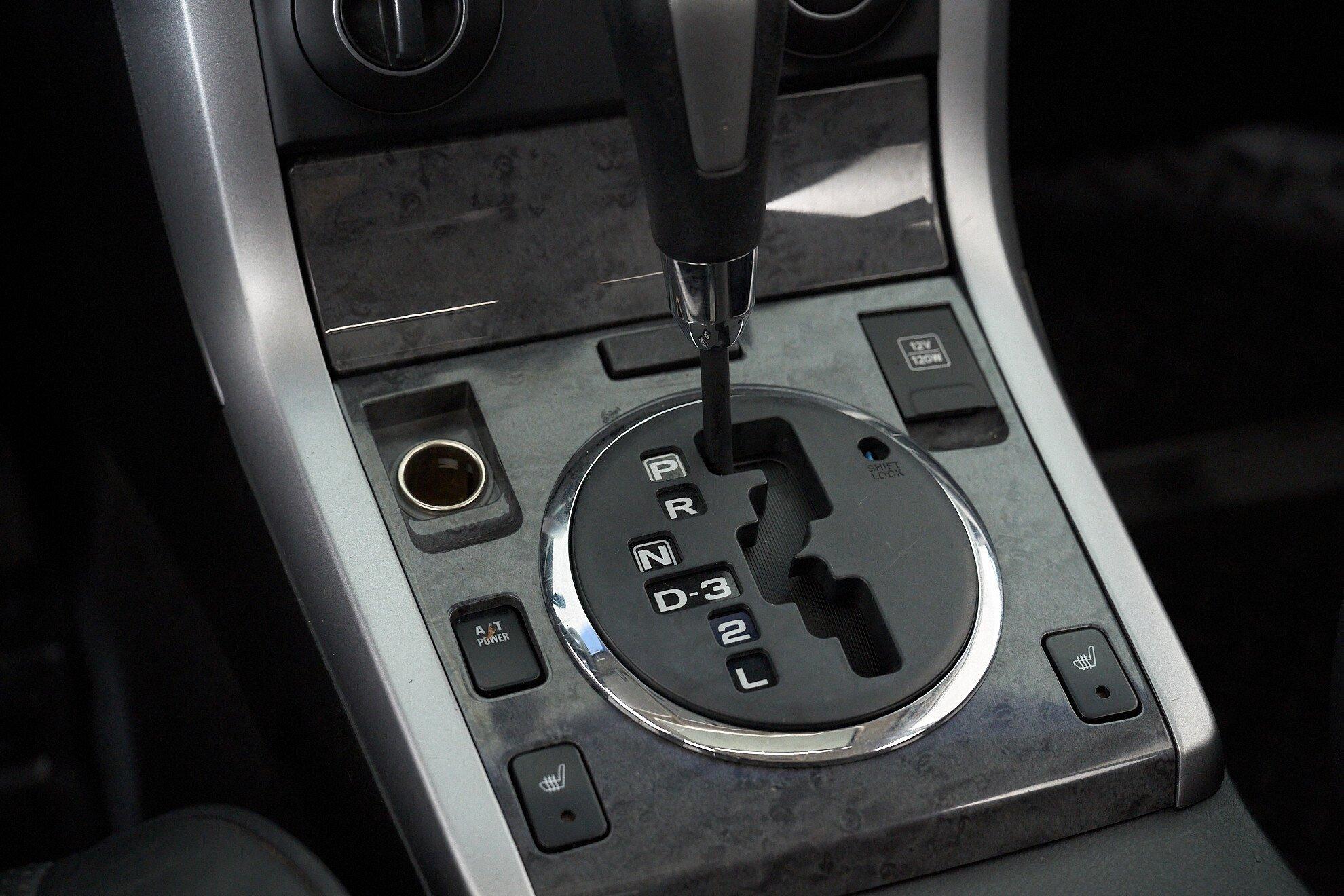 Suzuki Grand Vitara 2008, бежевый