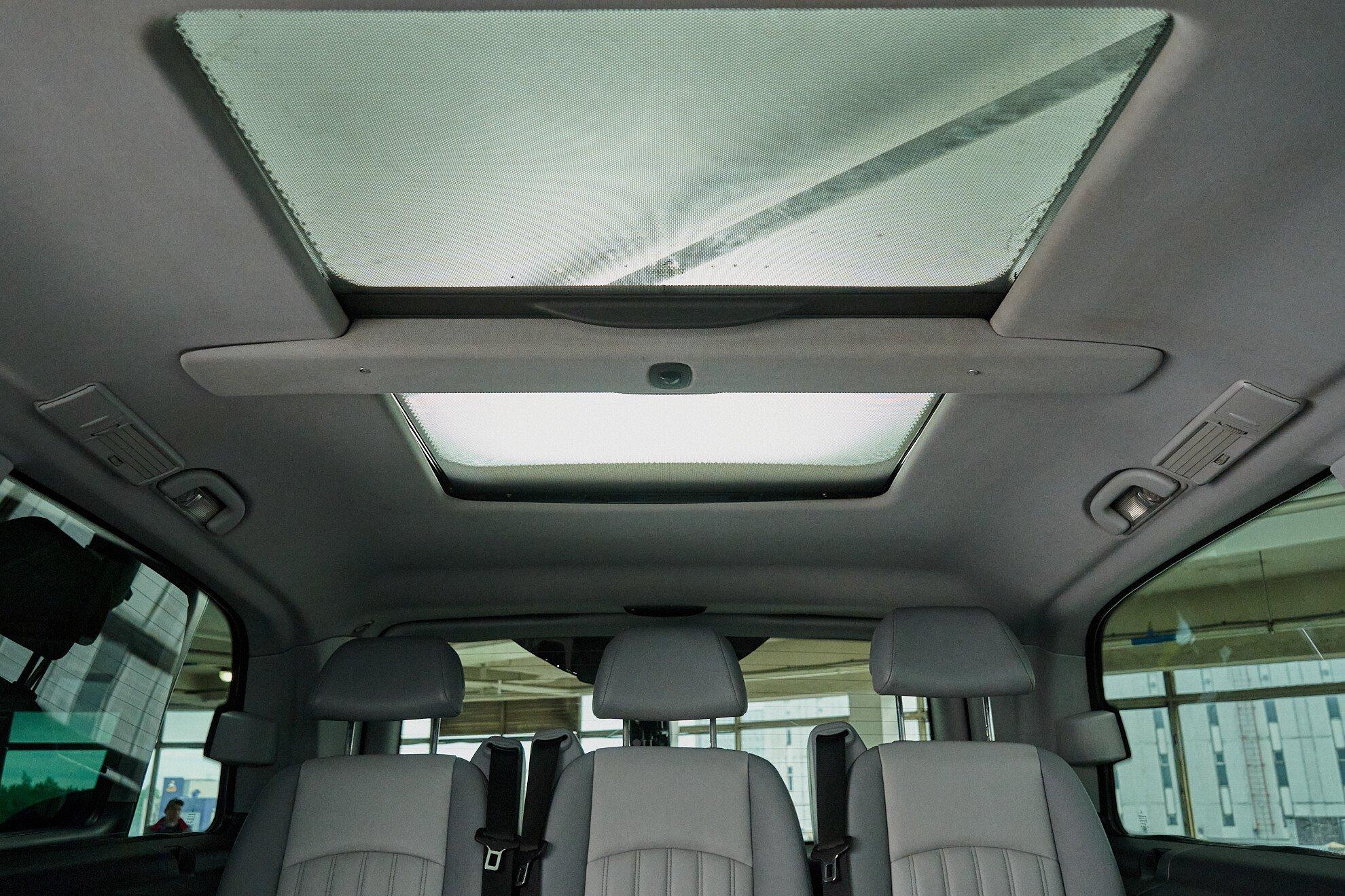 Mercedes-Benz Viano 2012, серый