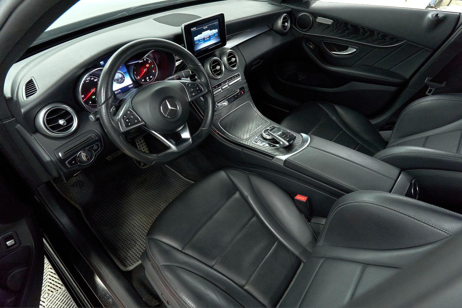 Mercedes-Benz C-Класс 2018, черный