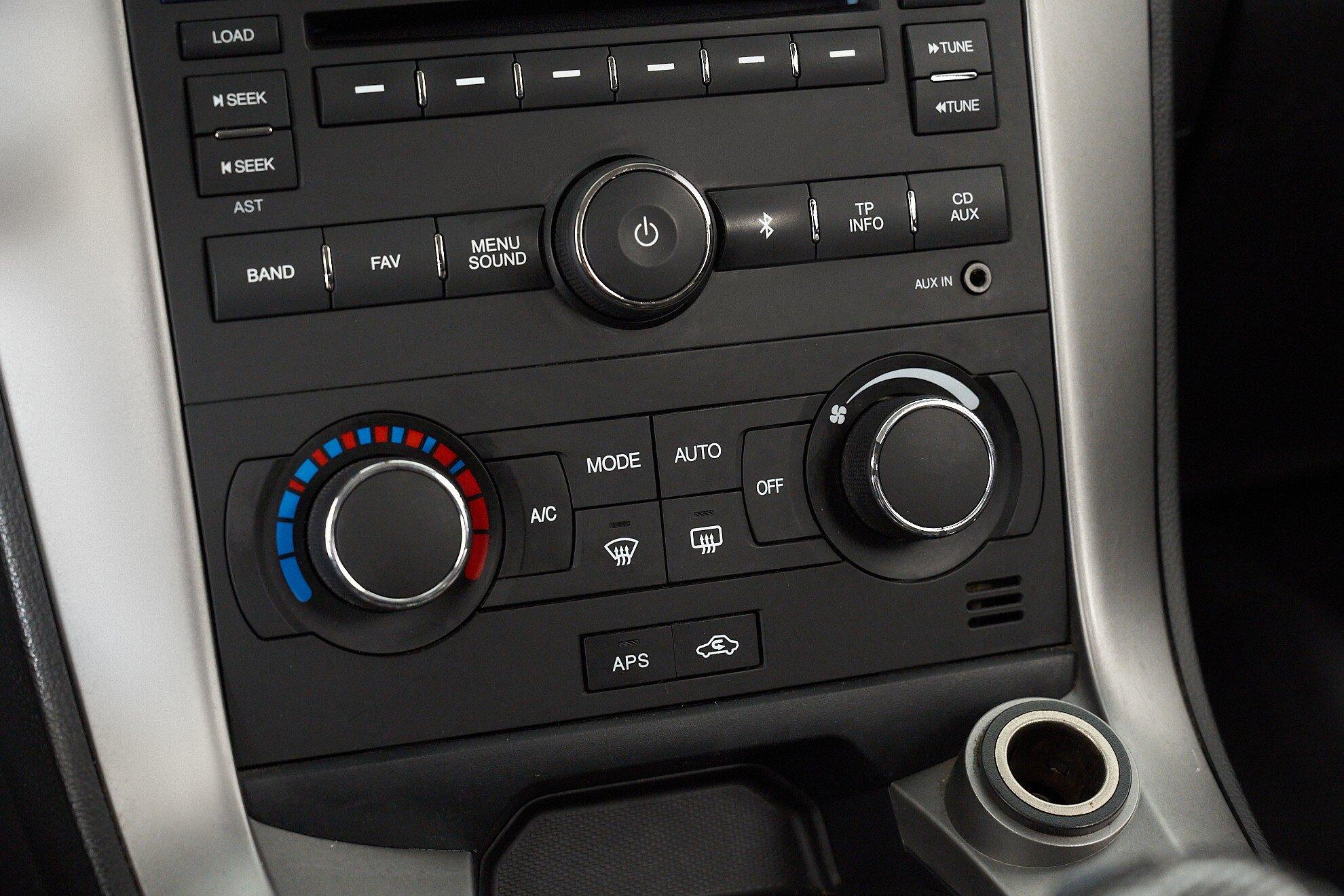 Chevrolet Captiva 2013, серый