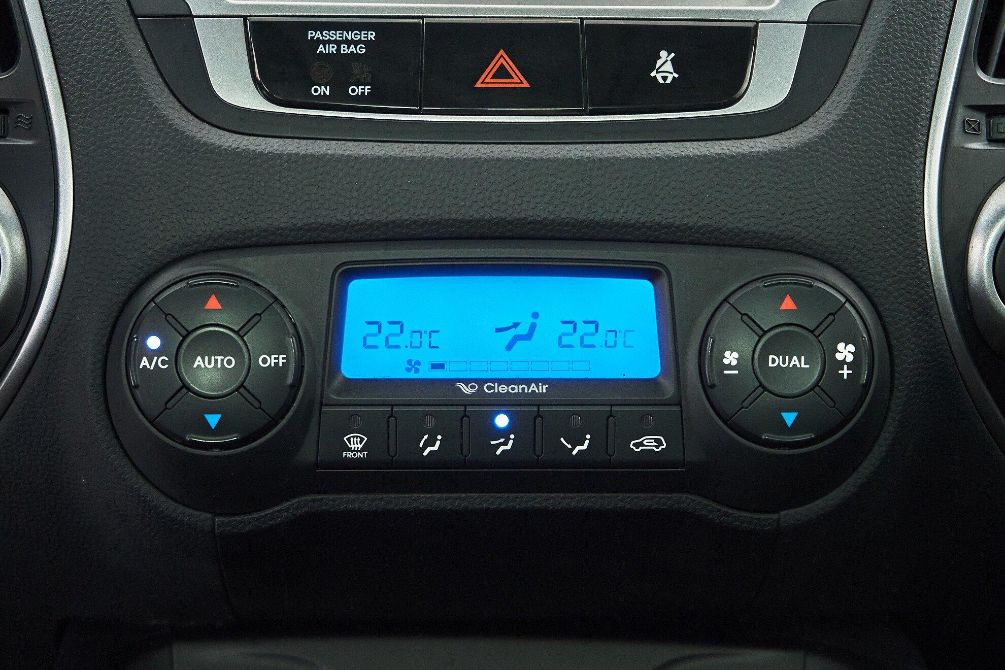 Hyundai ix35 2010, красный