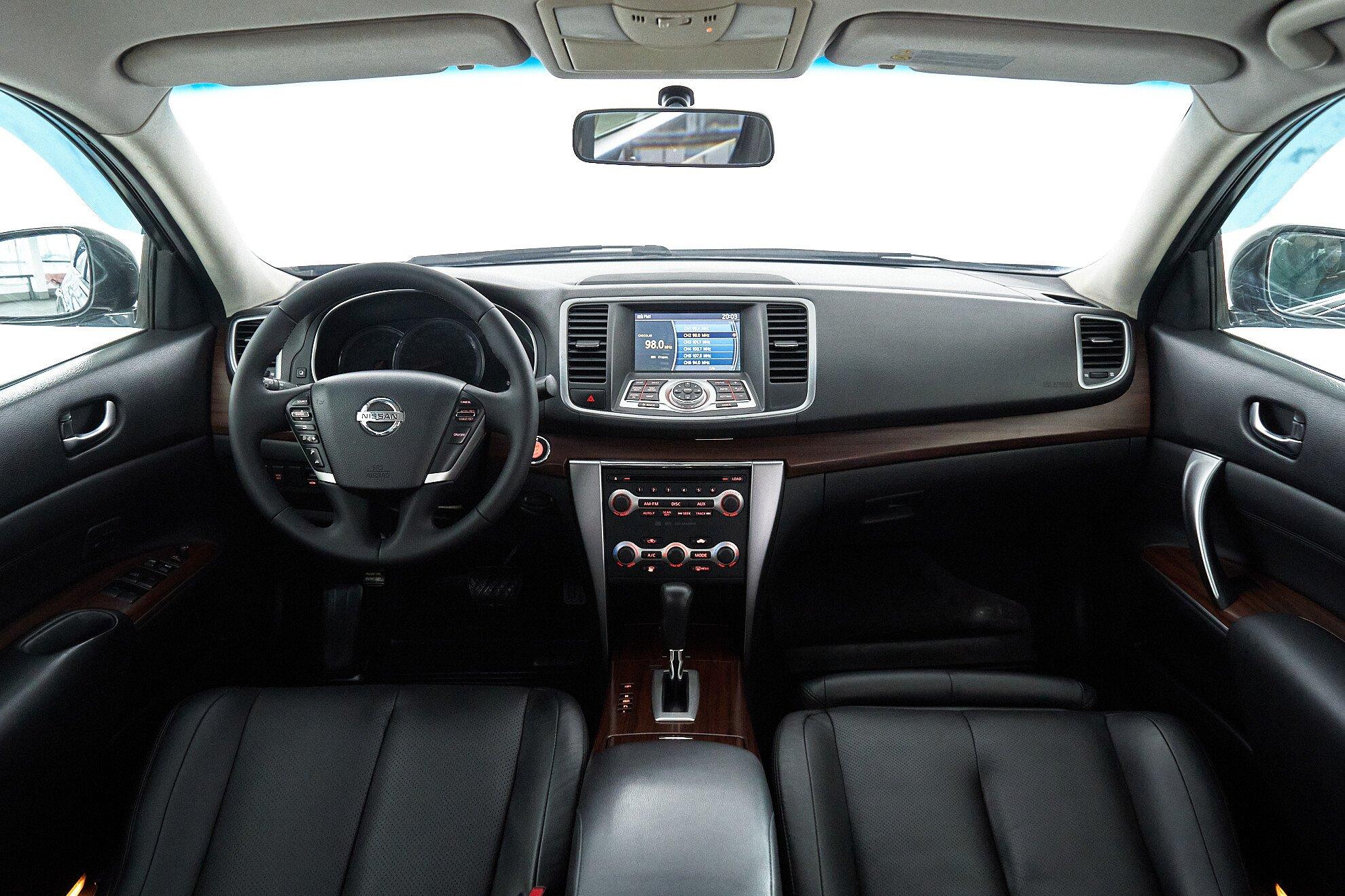 Nissan Teana 2011, черный