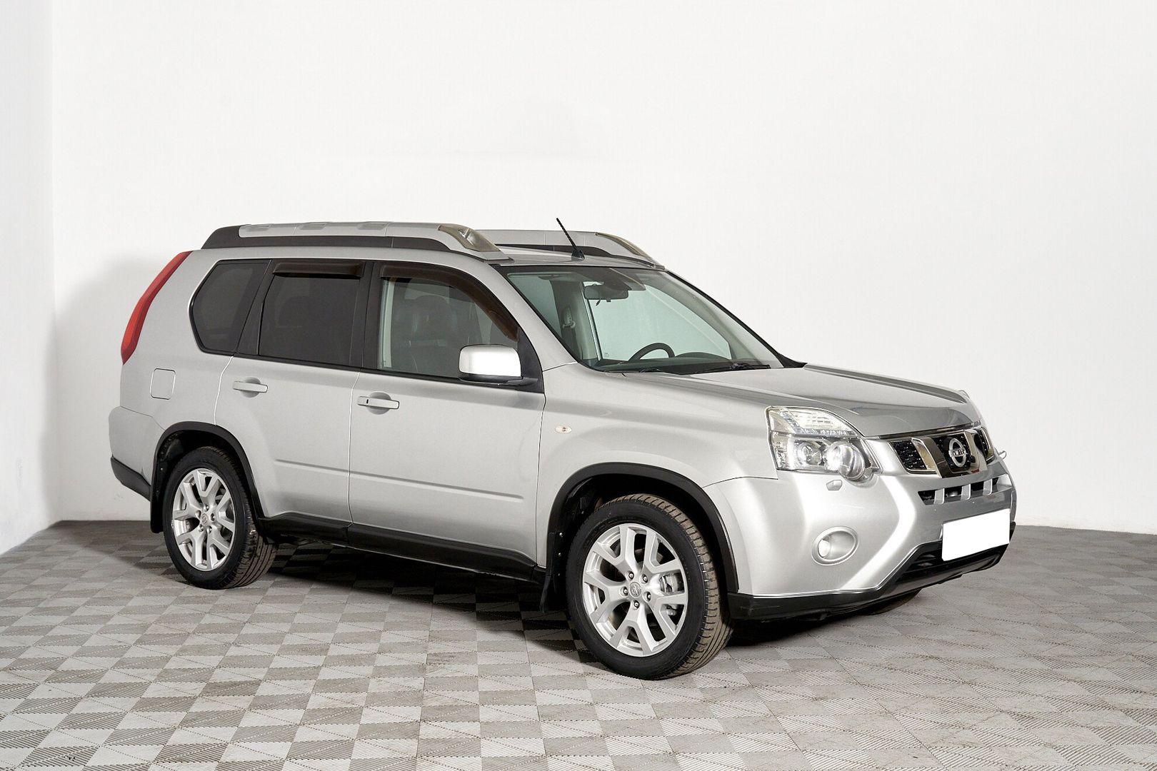 Nissan X-Trail 2014, серебряный