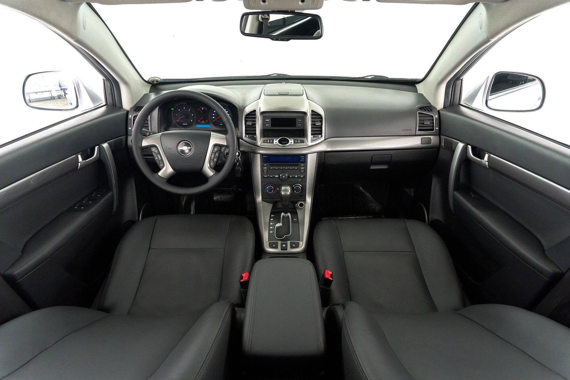Chevrolet Captiva 2012, серебряный