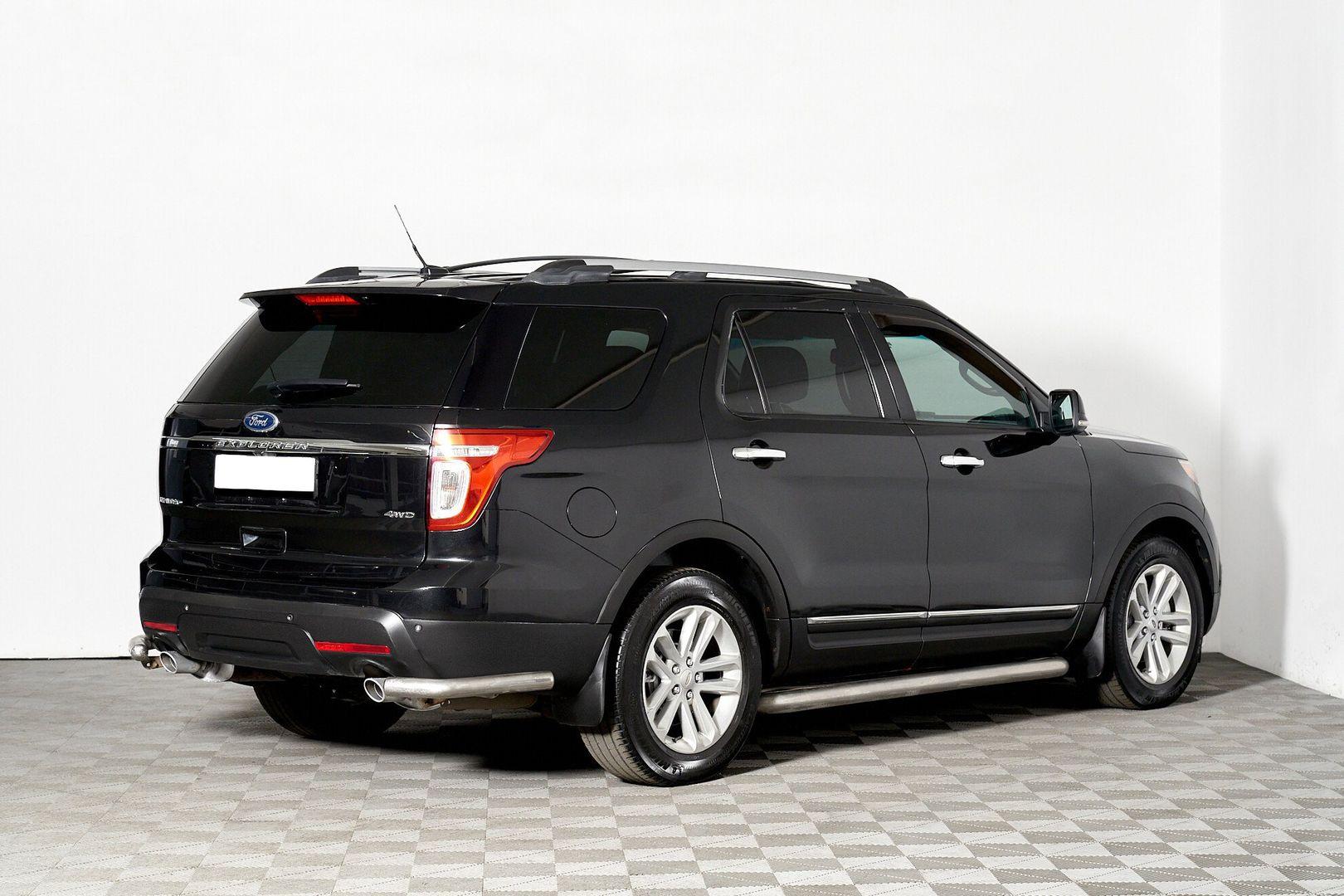 Ford Explorer 2014, черный