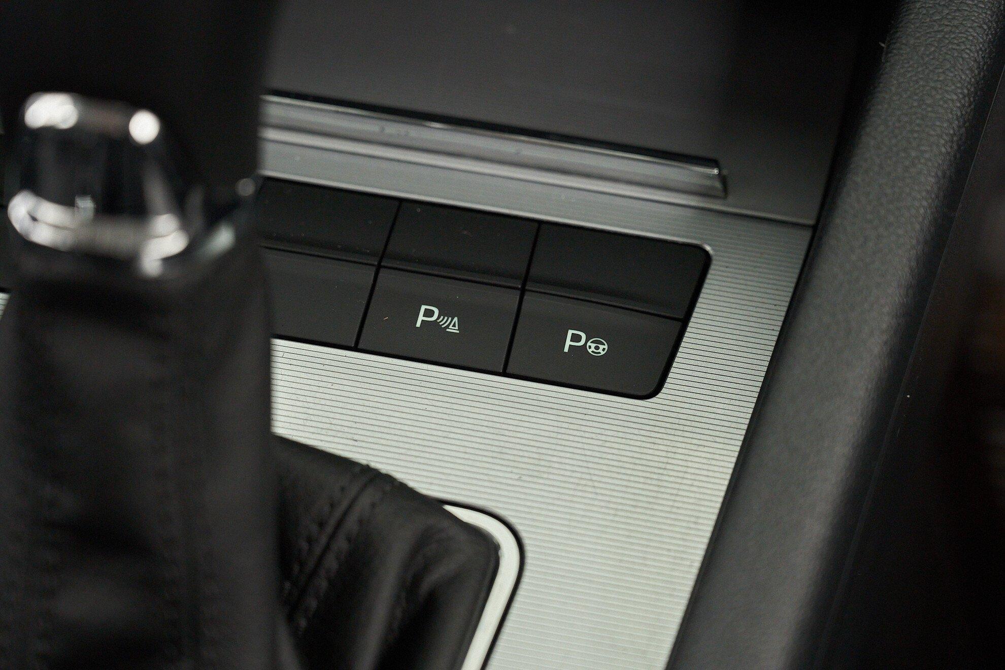 Skoda Octavia 2015, черный
