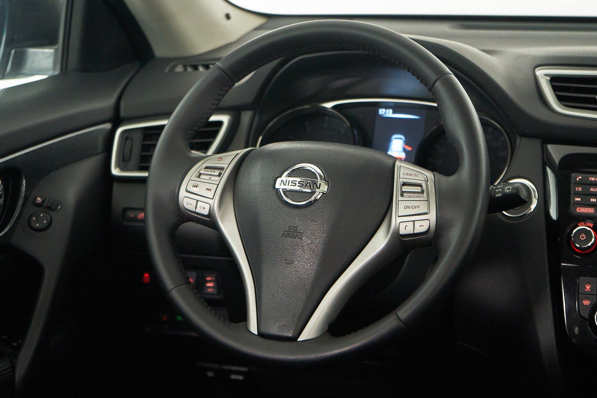 Nissan X-Trail 2015, белый