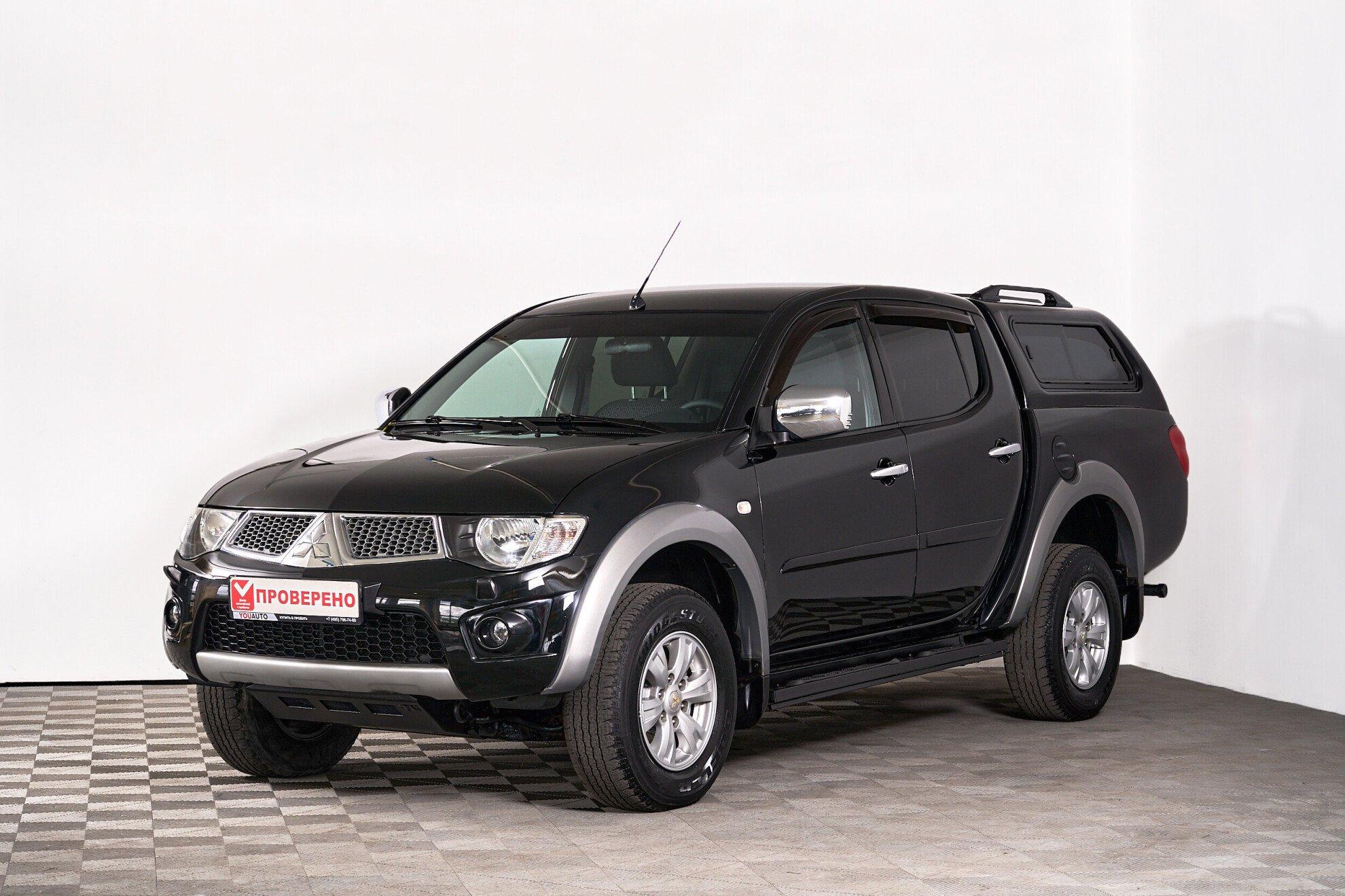 Mitsubishi L200 2014, черный