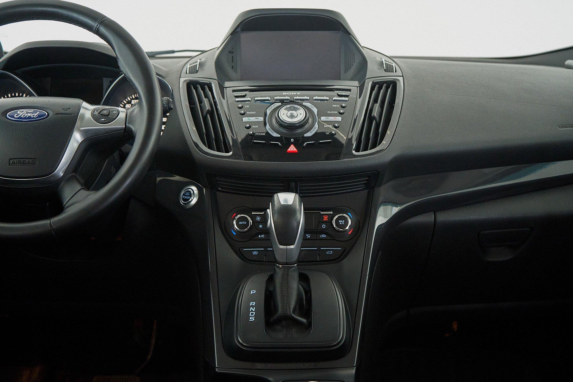 Ford Kuga 2013, черный