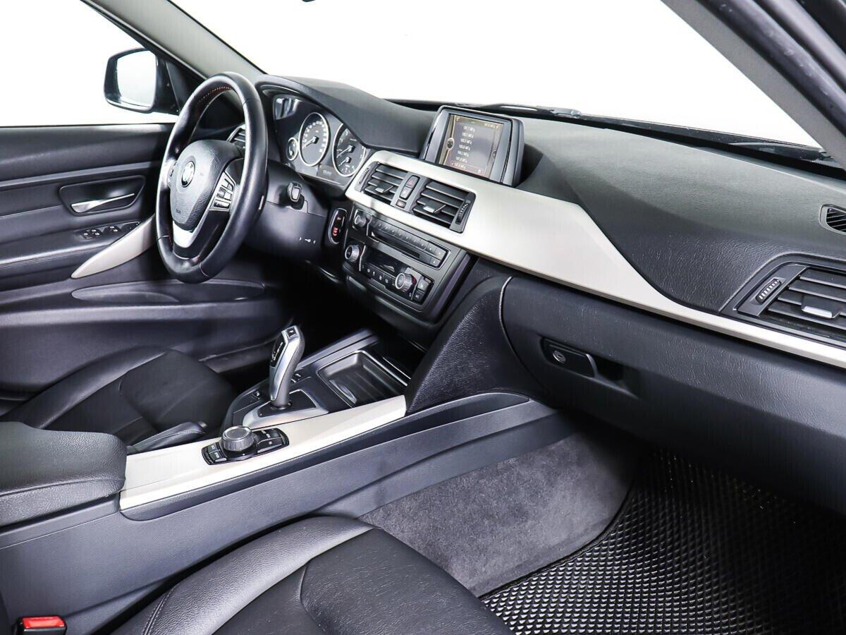 BMW 3 серии 2015, черный