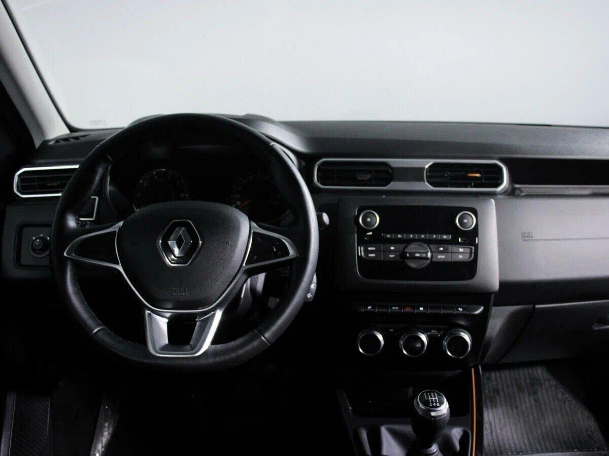 Renault Duster 2022, белый