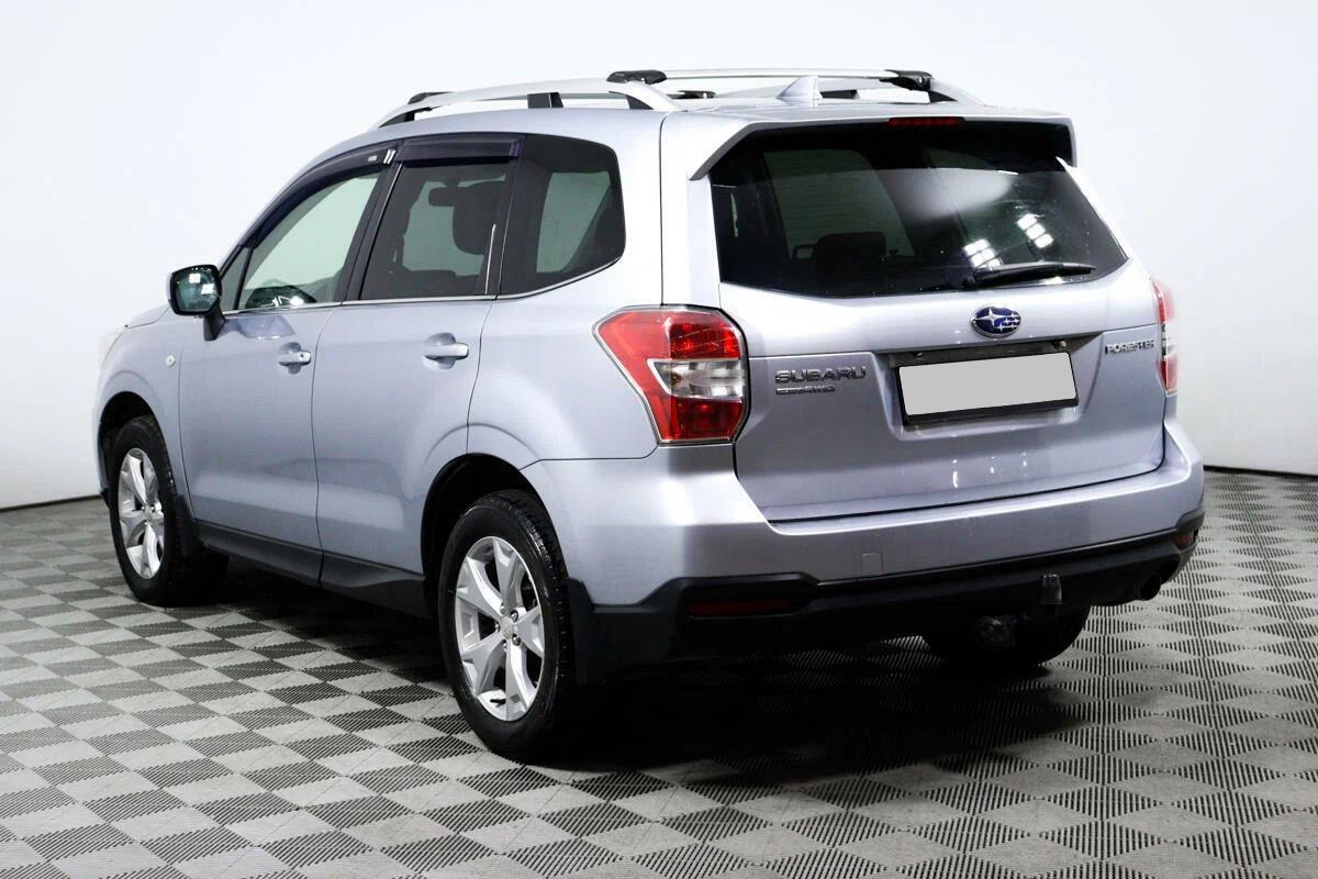 Subaru Forester 2014, серебряный