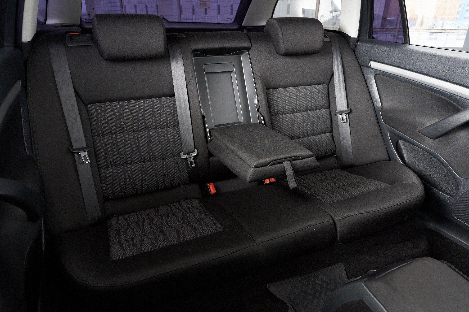 Skoda Octavia 2012, серый