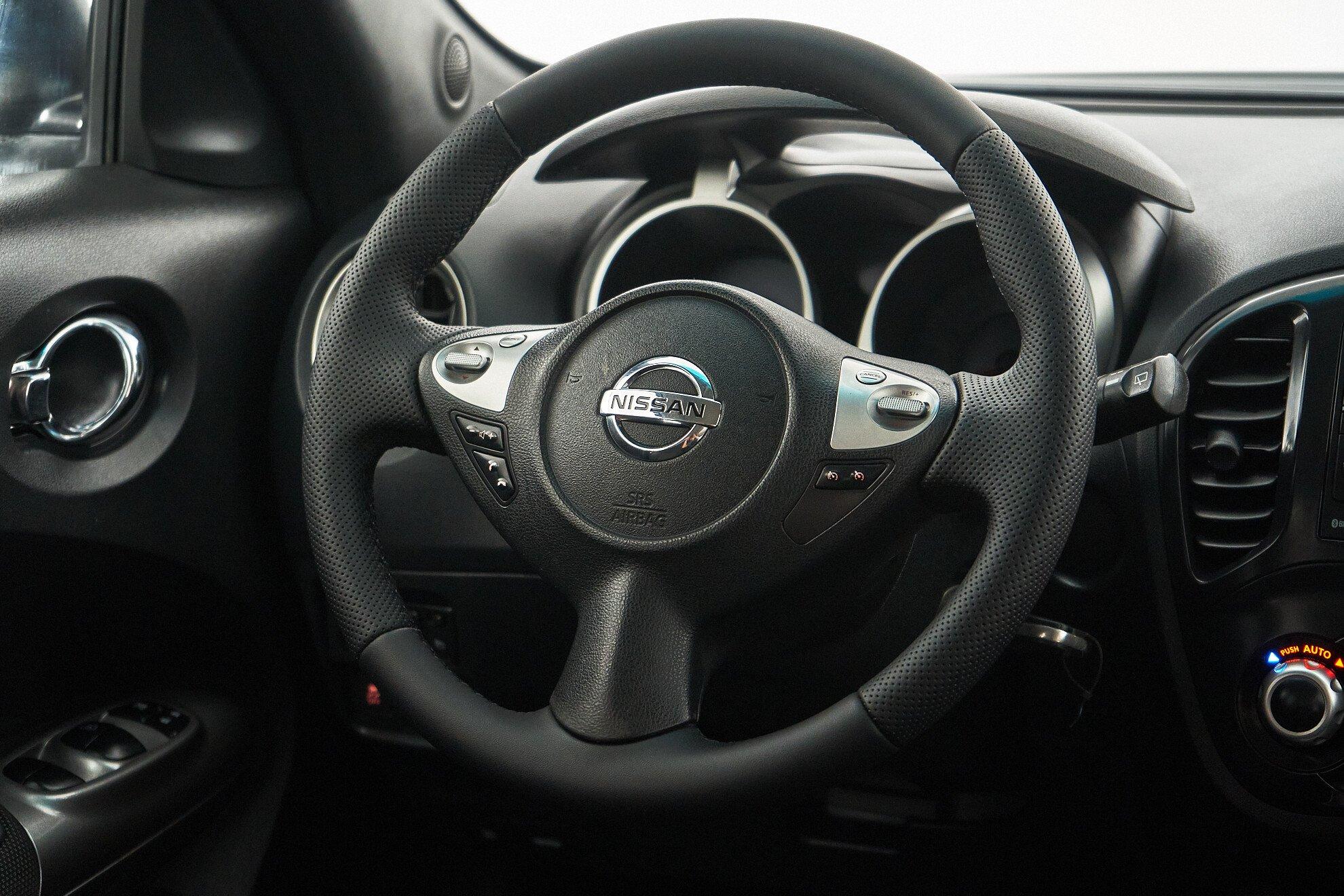 Nissan Juke 2013, серый