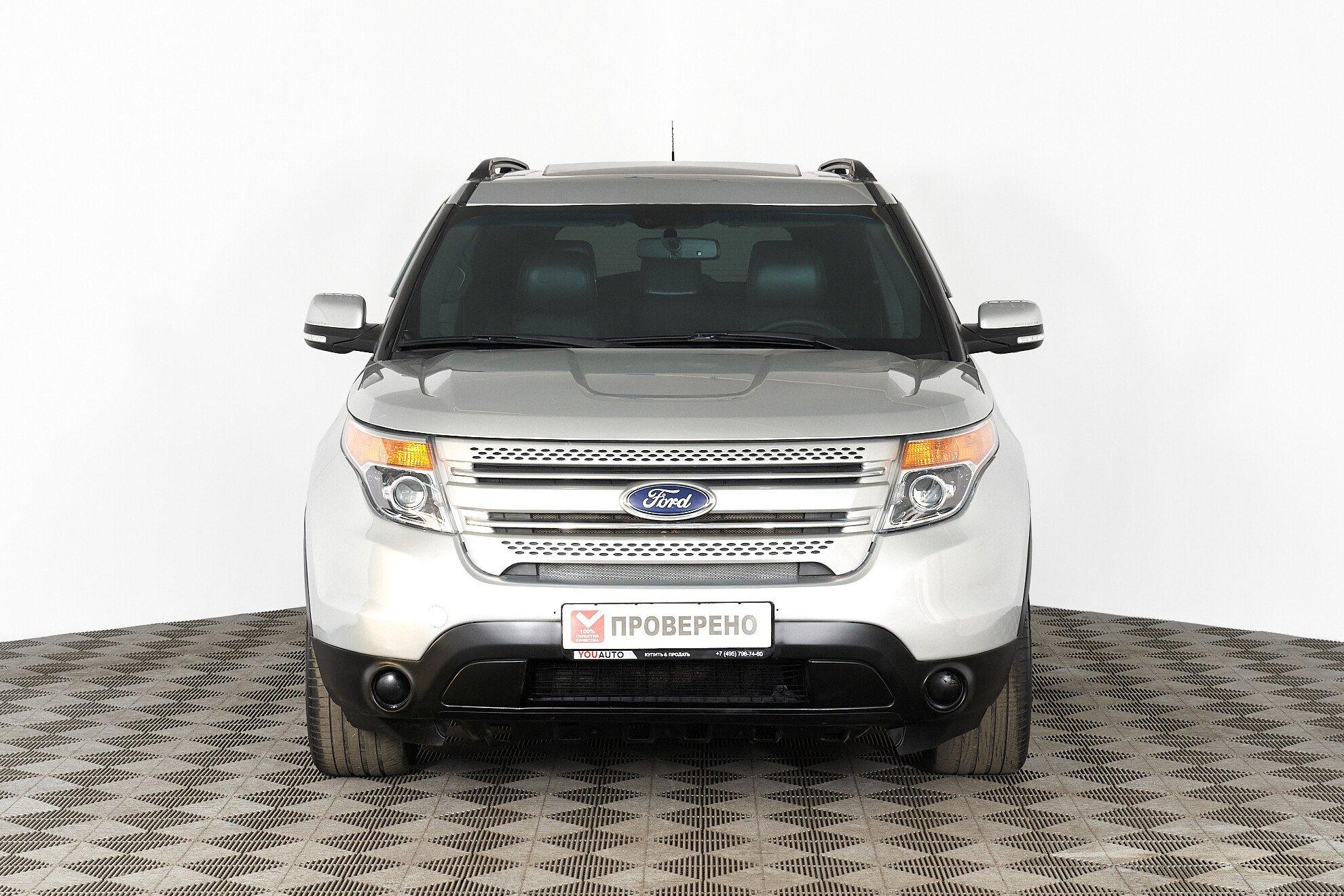 Ford Explorer 2012, серебряный