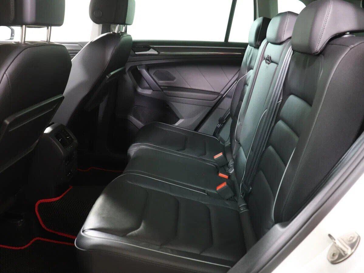 Volkswagen Tiguan 2020, белый