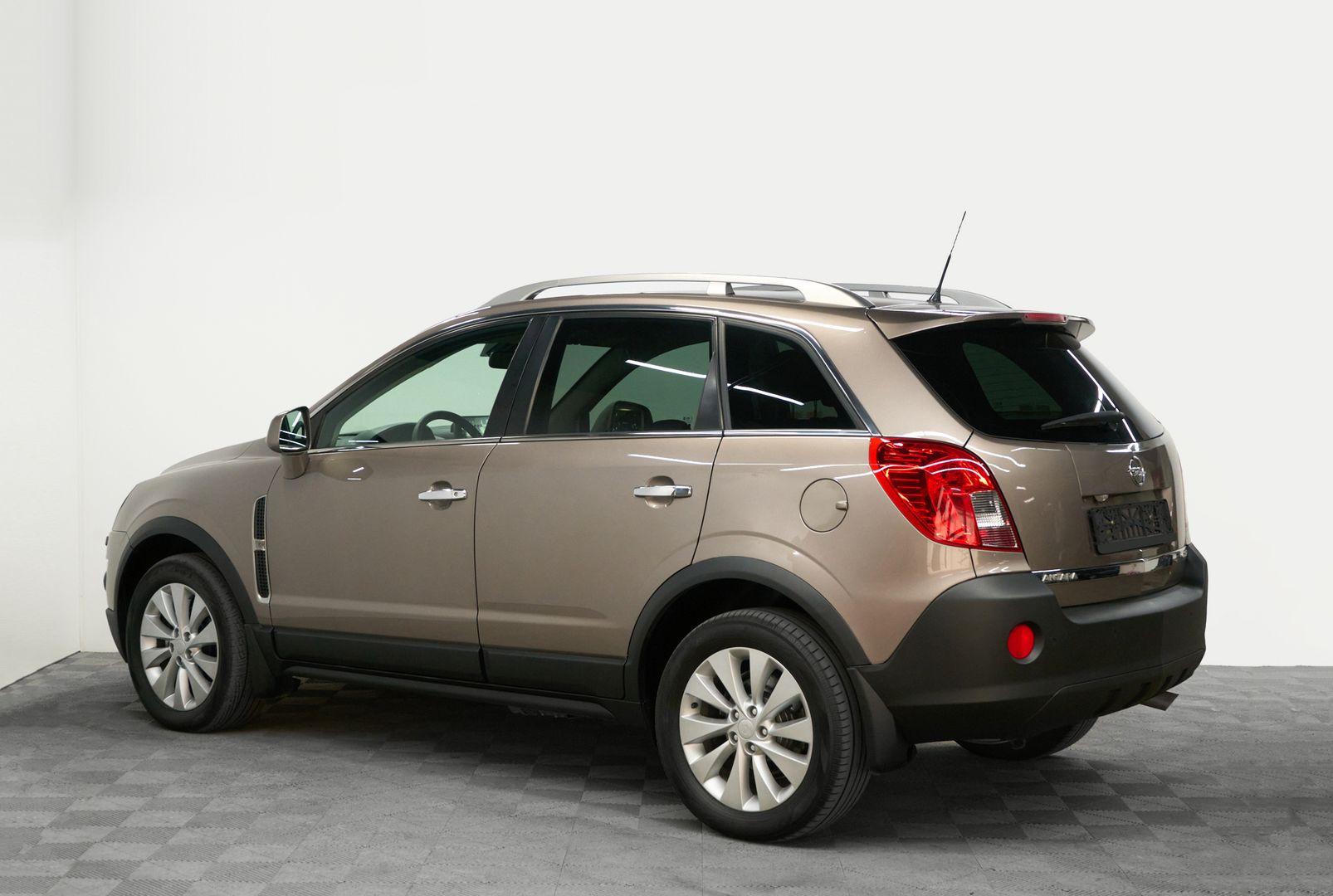 Opel Antara 2014, золотой