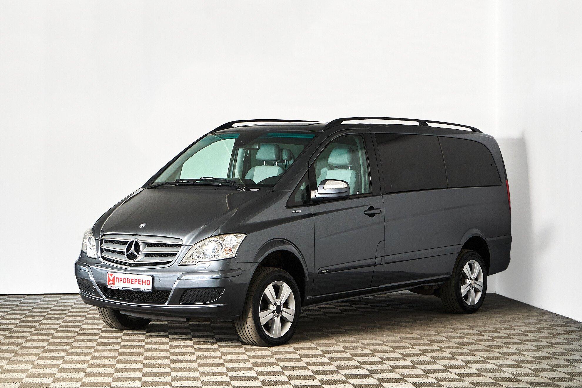 Mercedes-Benz Viano 2012, серый