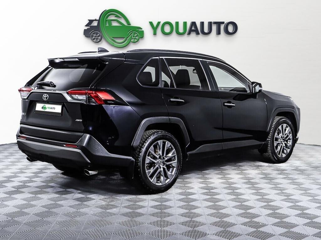 Toyota RAV4 2022, черный
