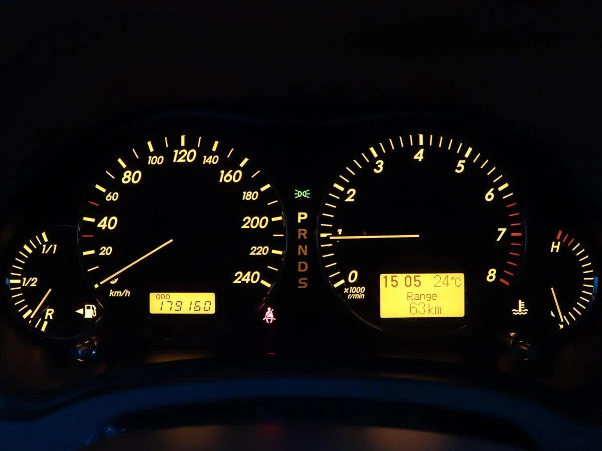 Toyota Avensis 2008, черный