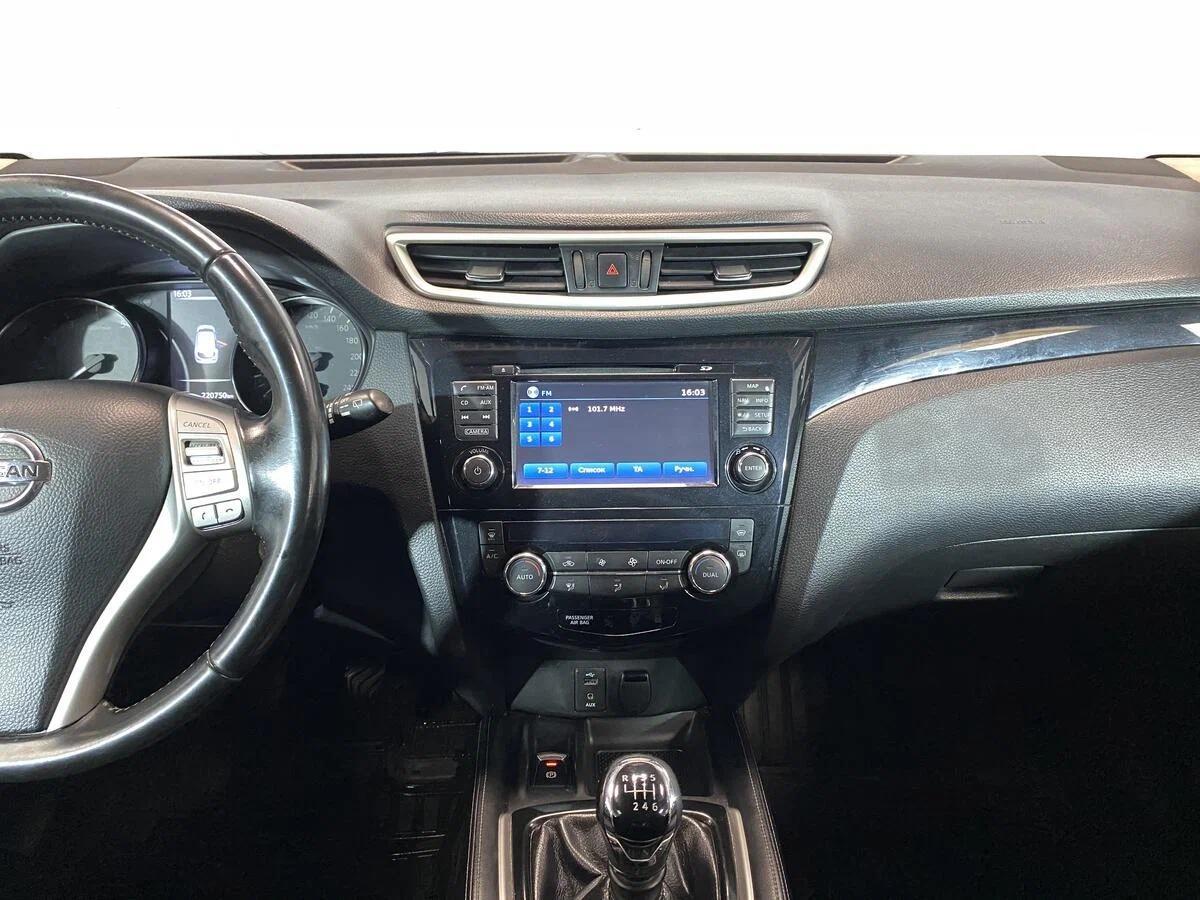 Nissan Qashqai 2014, коричневый