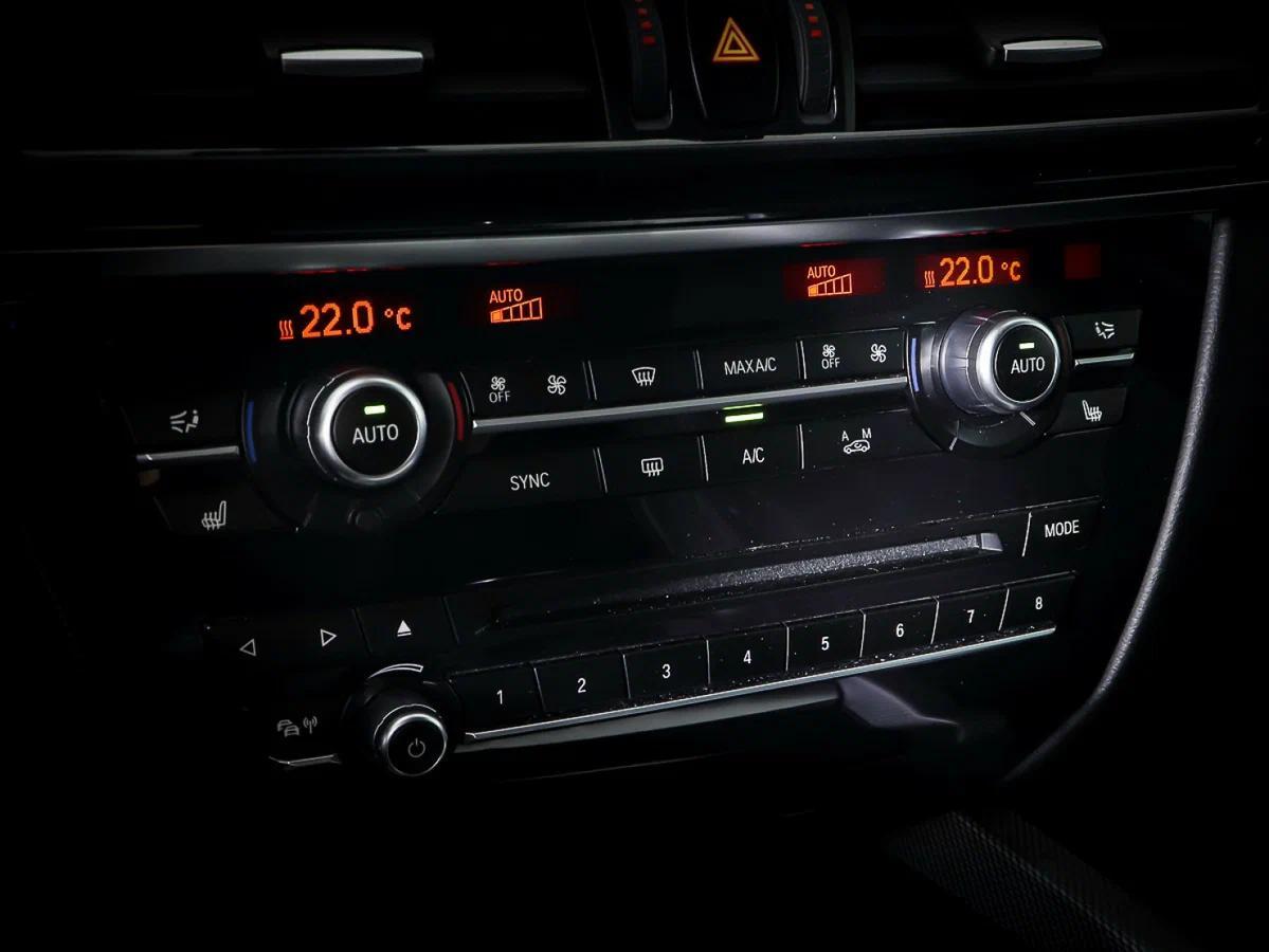BMW X5 2018, белый