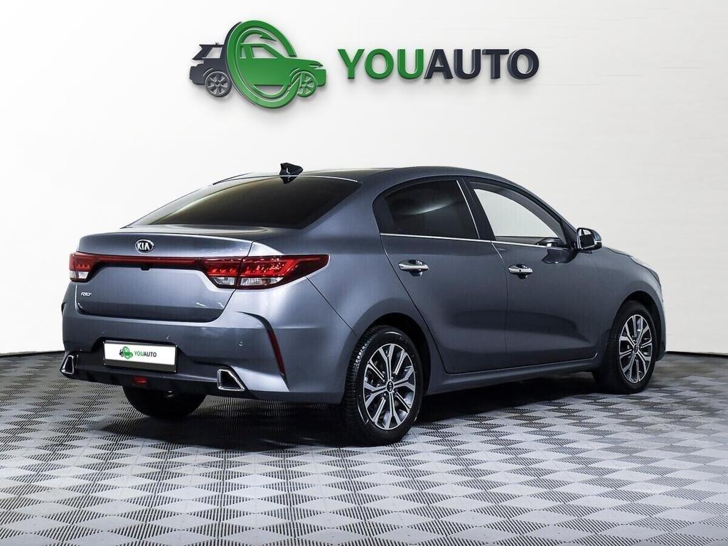 Kia Rio 2021, серый