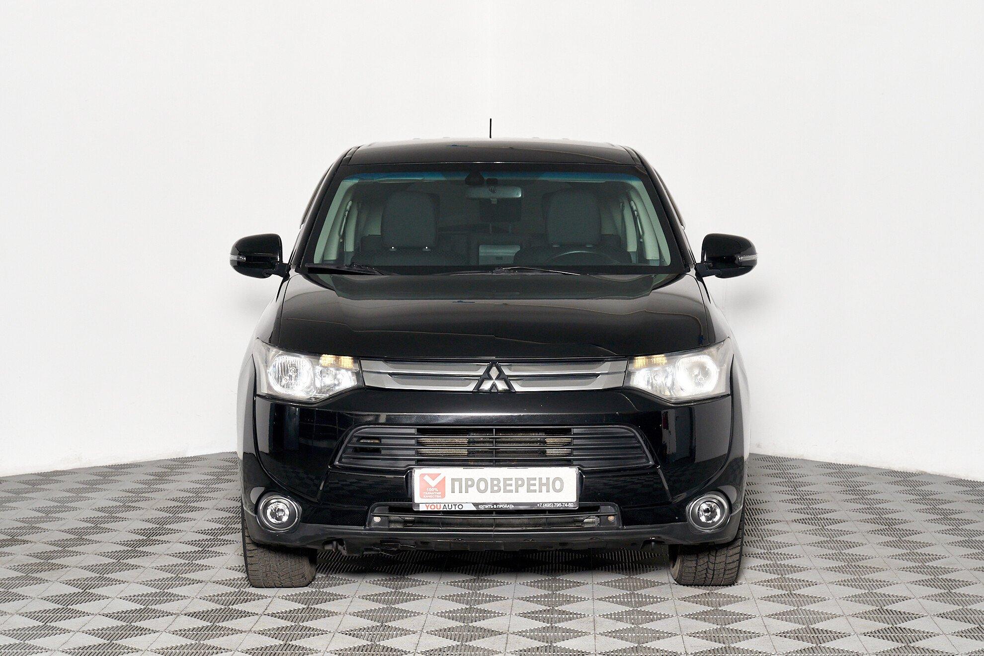 Mitsubishi Outlander 2014, черный