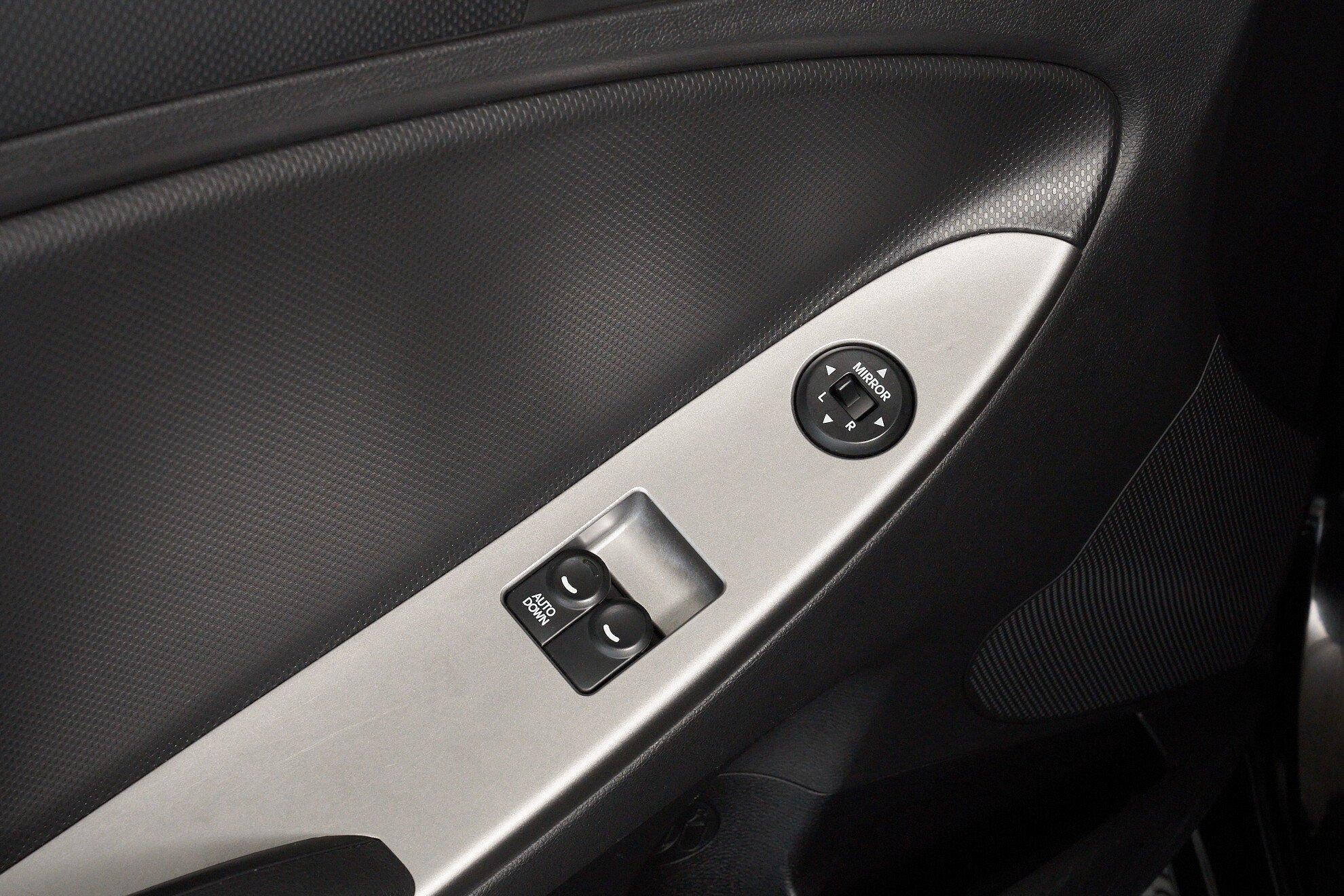 Hyundai Solaris 2016, черный