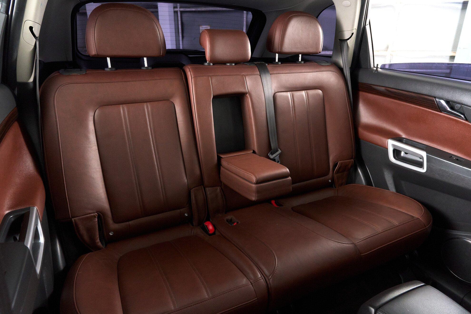Opel Antara 2007, черный