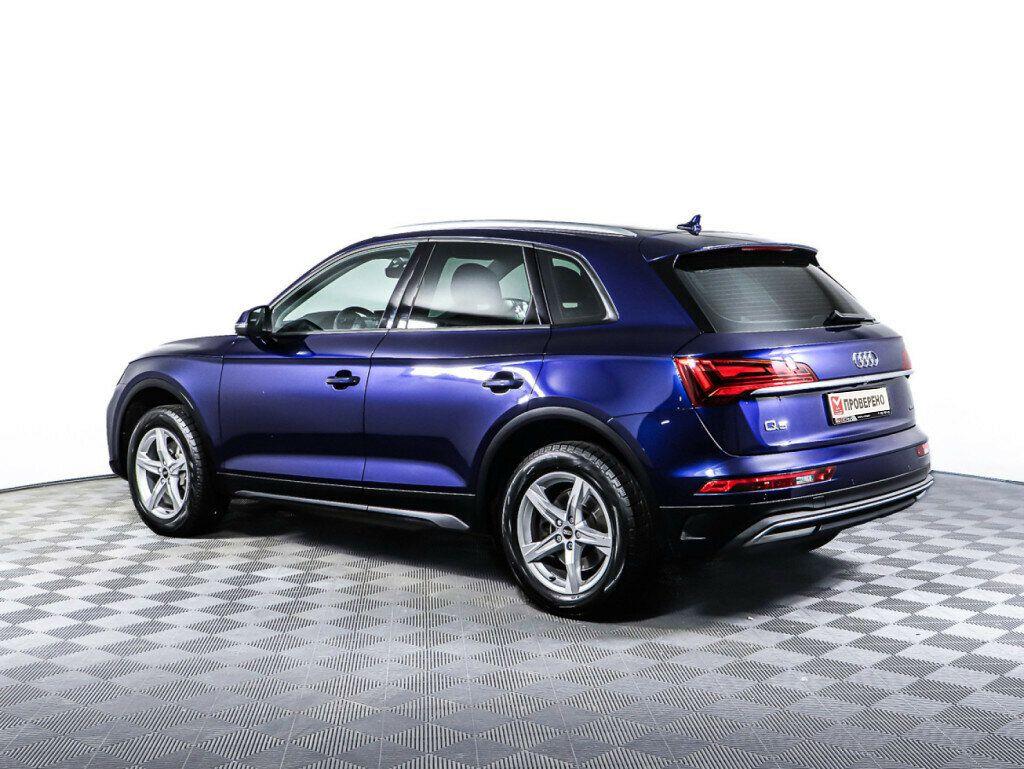 Audi Q5 2021, синий