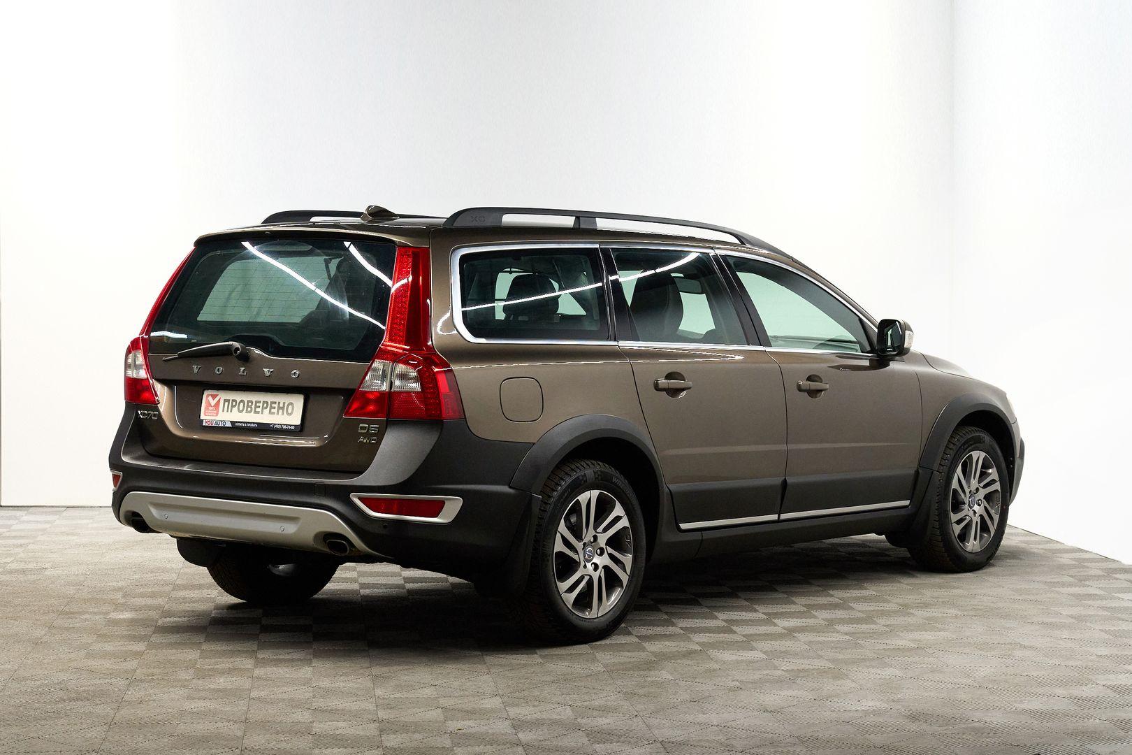 Volvo XC70 2012, коричневый