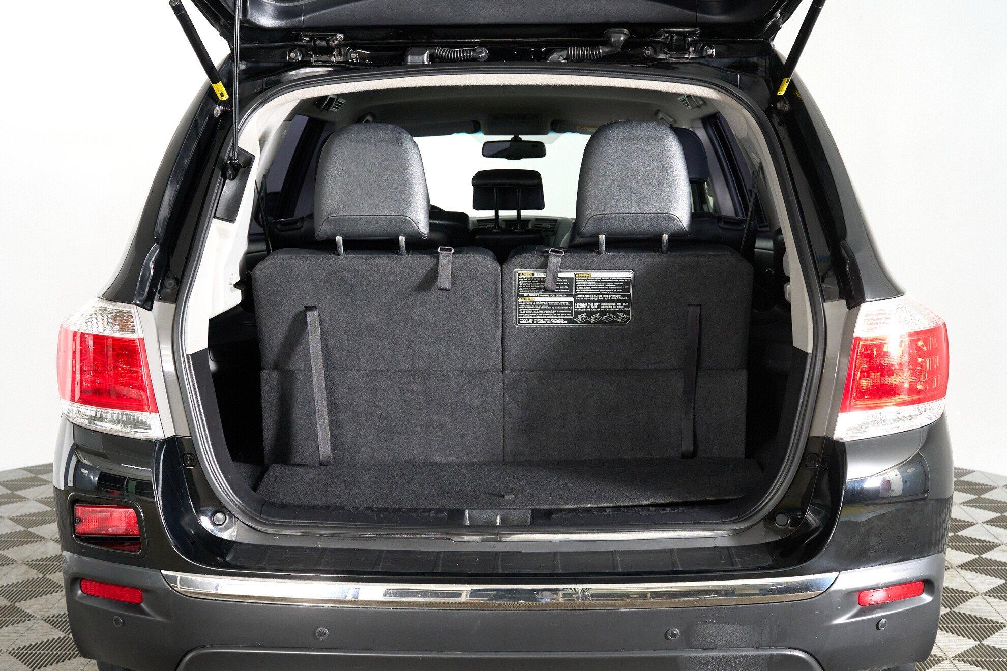 Toyota Highlander 2013, черный