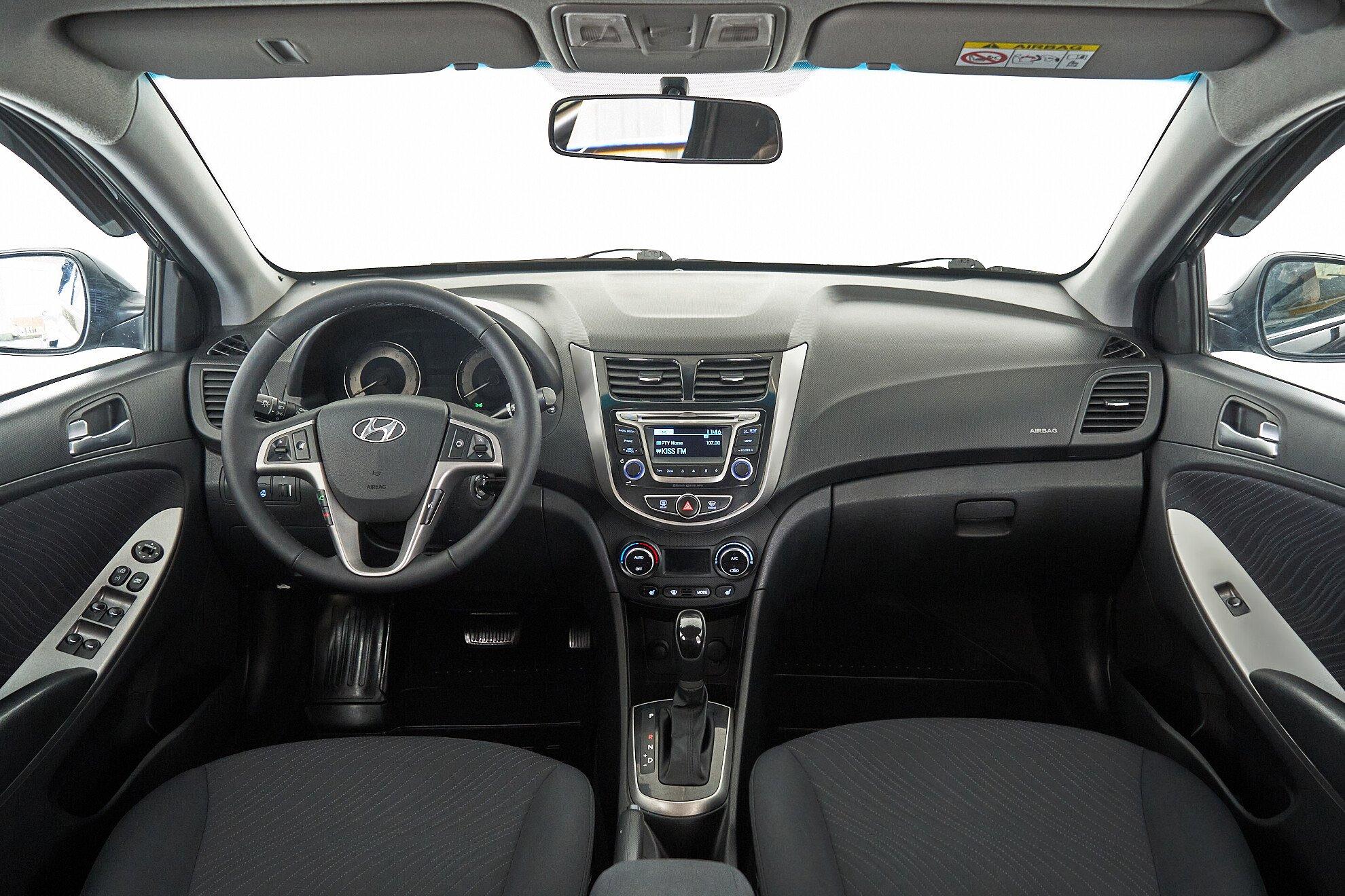 Hyundai Solaris 2014, черный