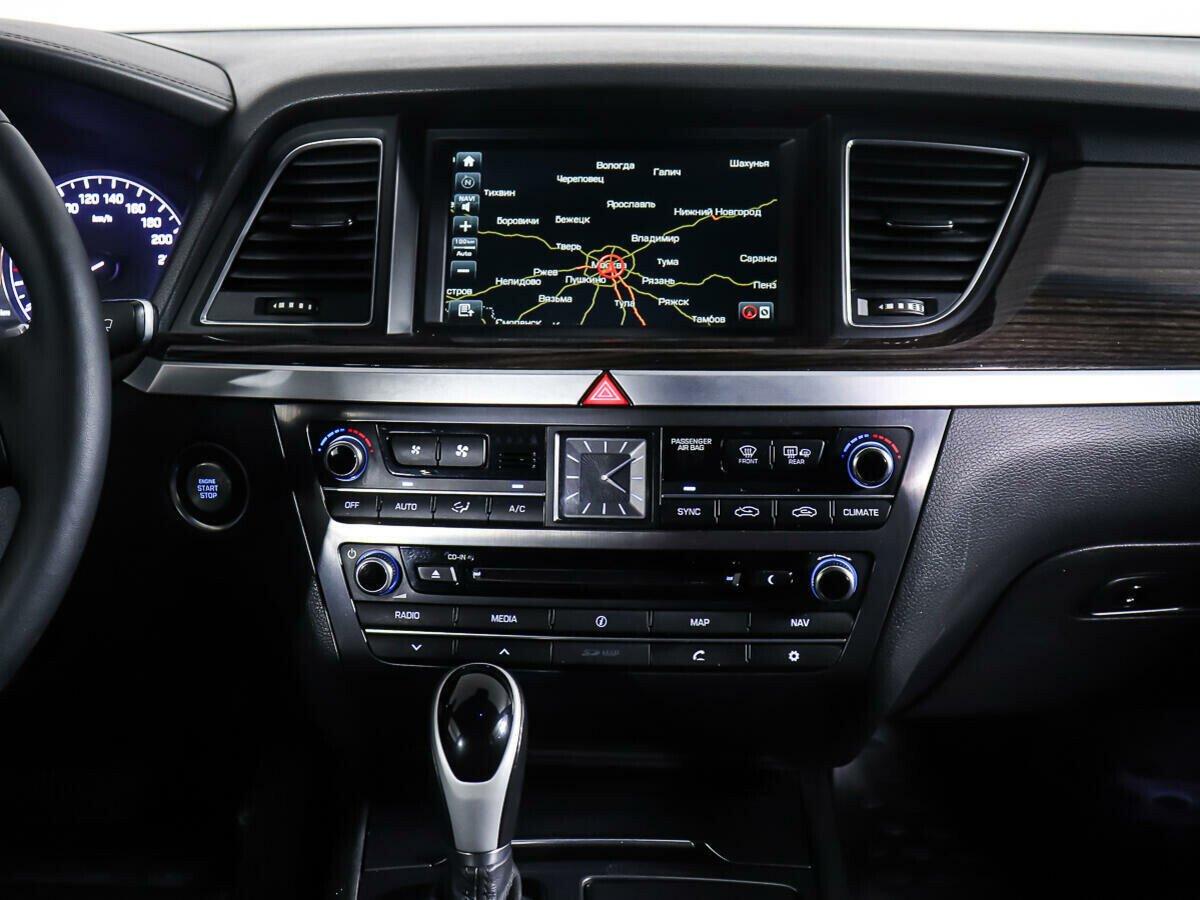 Hyundai Genesis 2014, черный