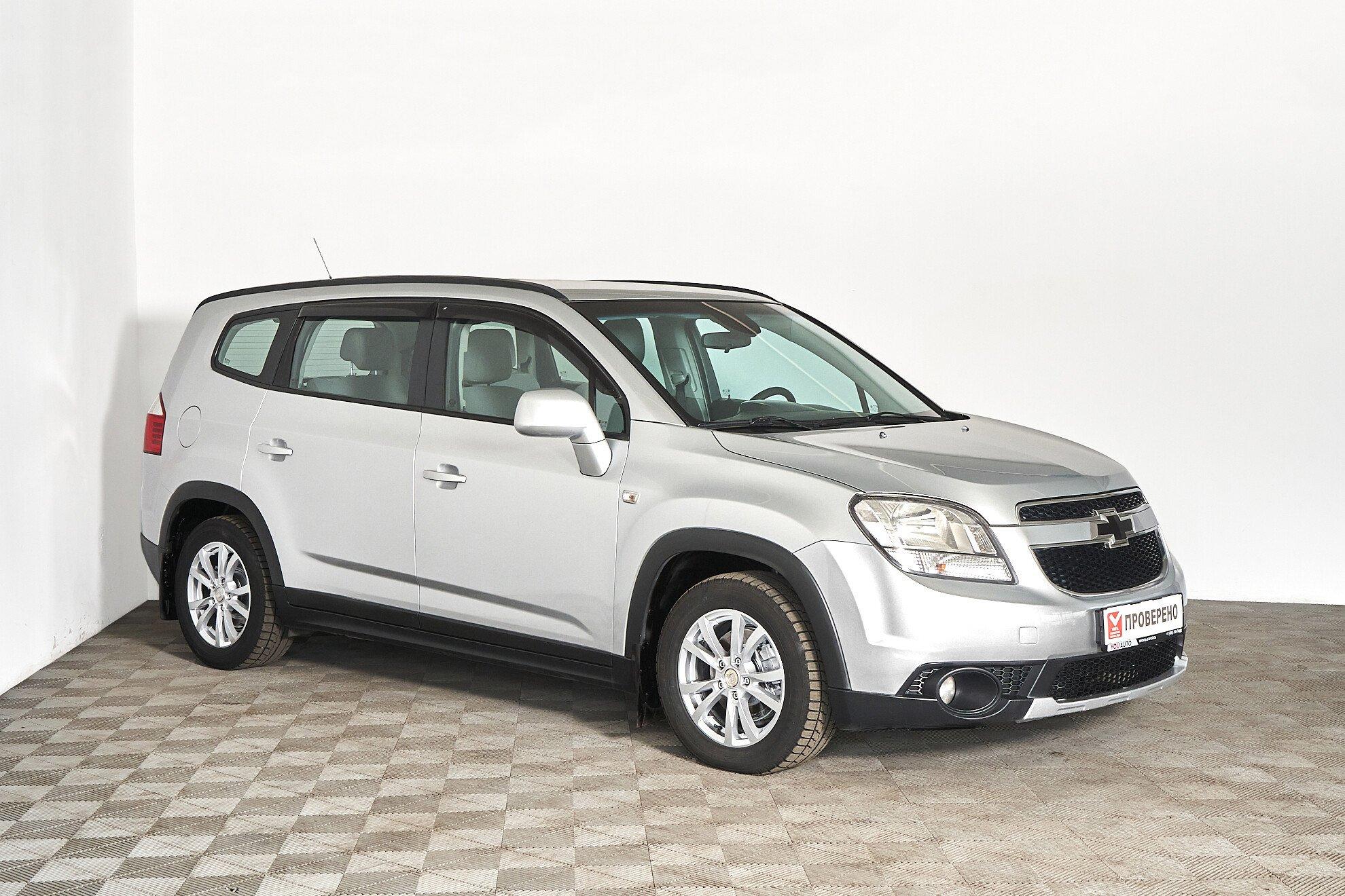 Chevrolet Orlando 2012, серебряный