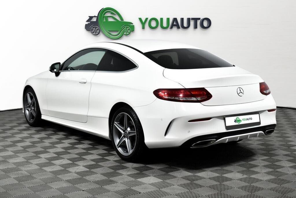 Mercedes-Benz C-Класс 2017, белый