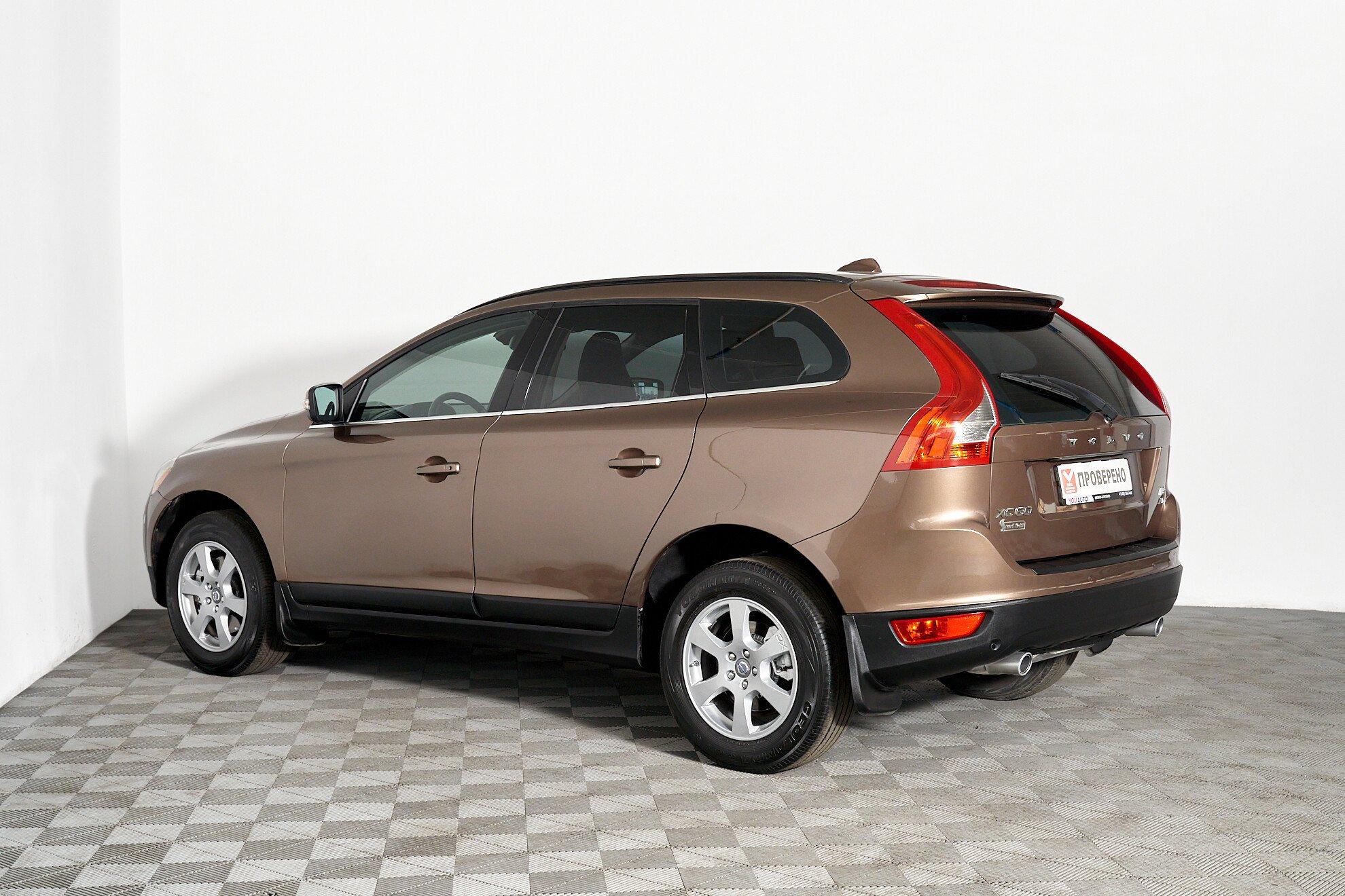 Volvo XC60 2012, коричневый