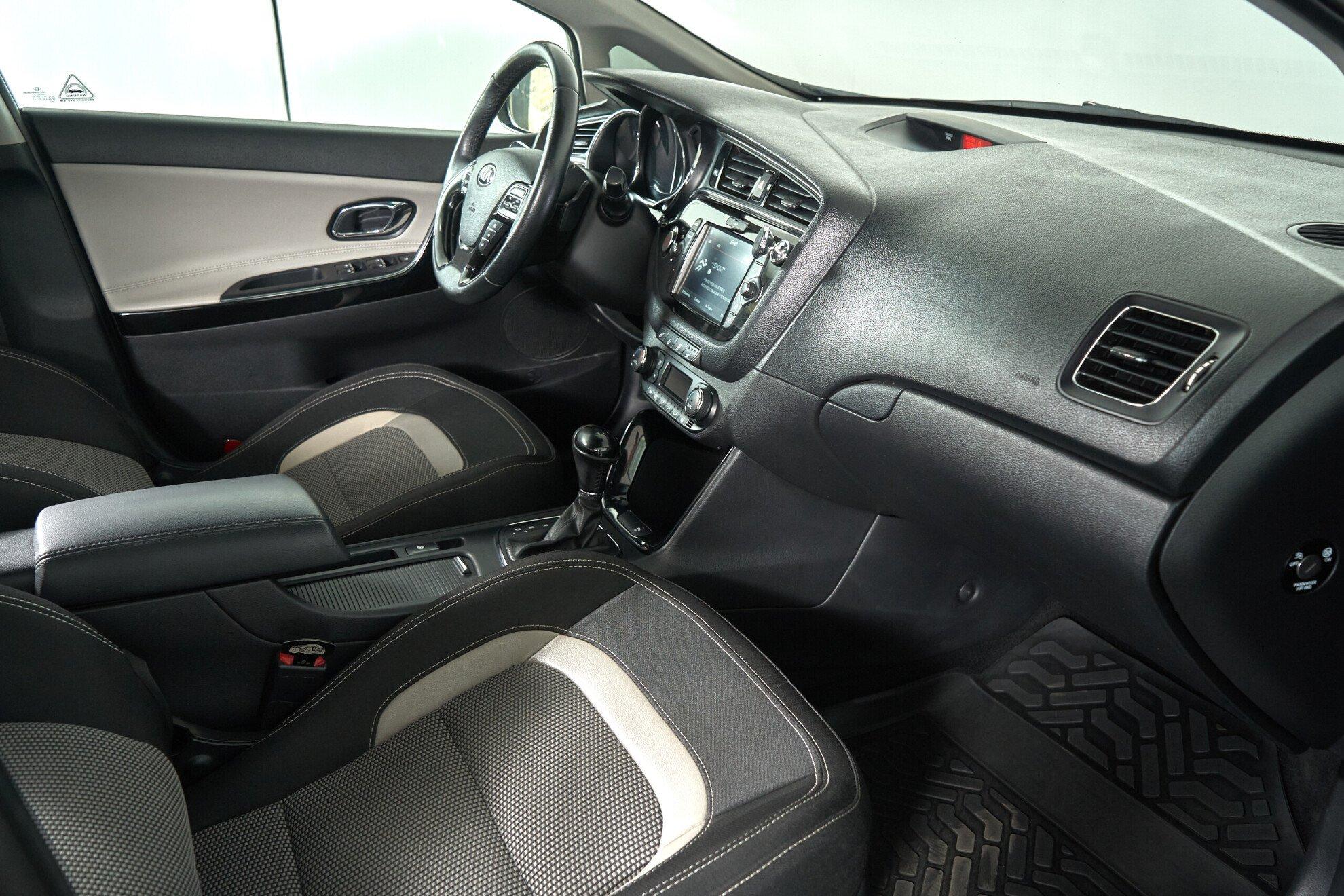 Kia Ceed 2017, черный
