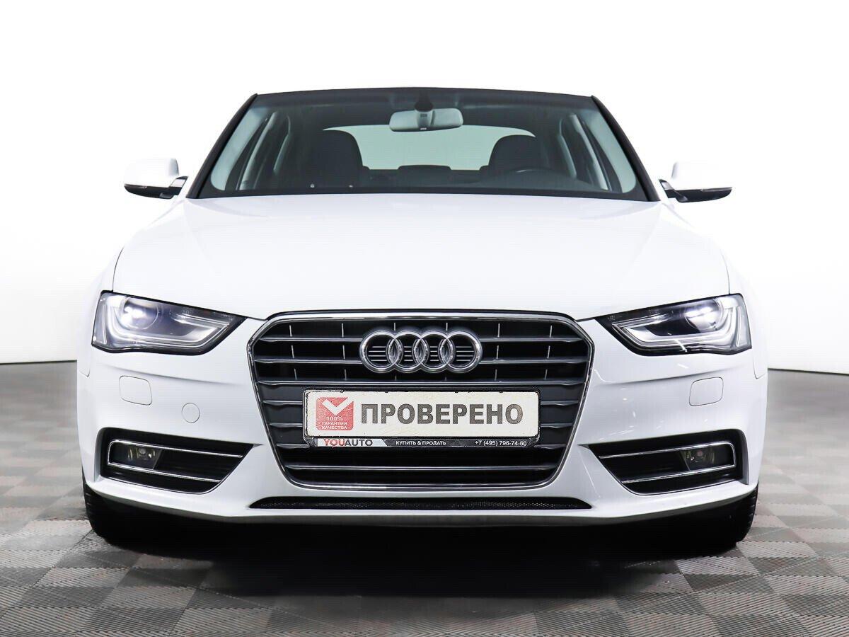 Audi A4 2015, белый