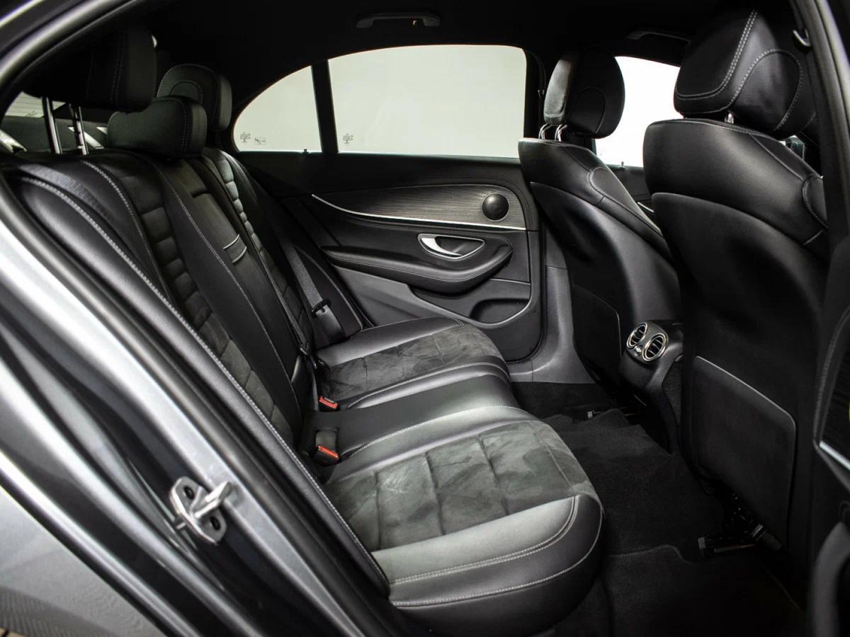 Mercedes-Benz E-Класс 2016, серый