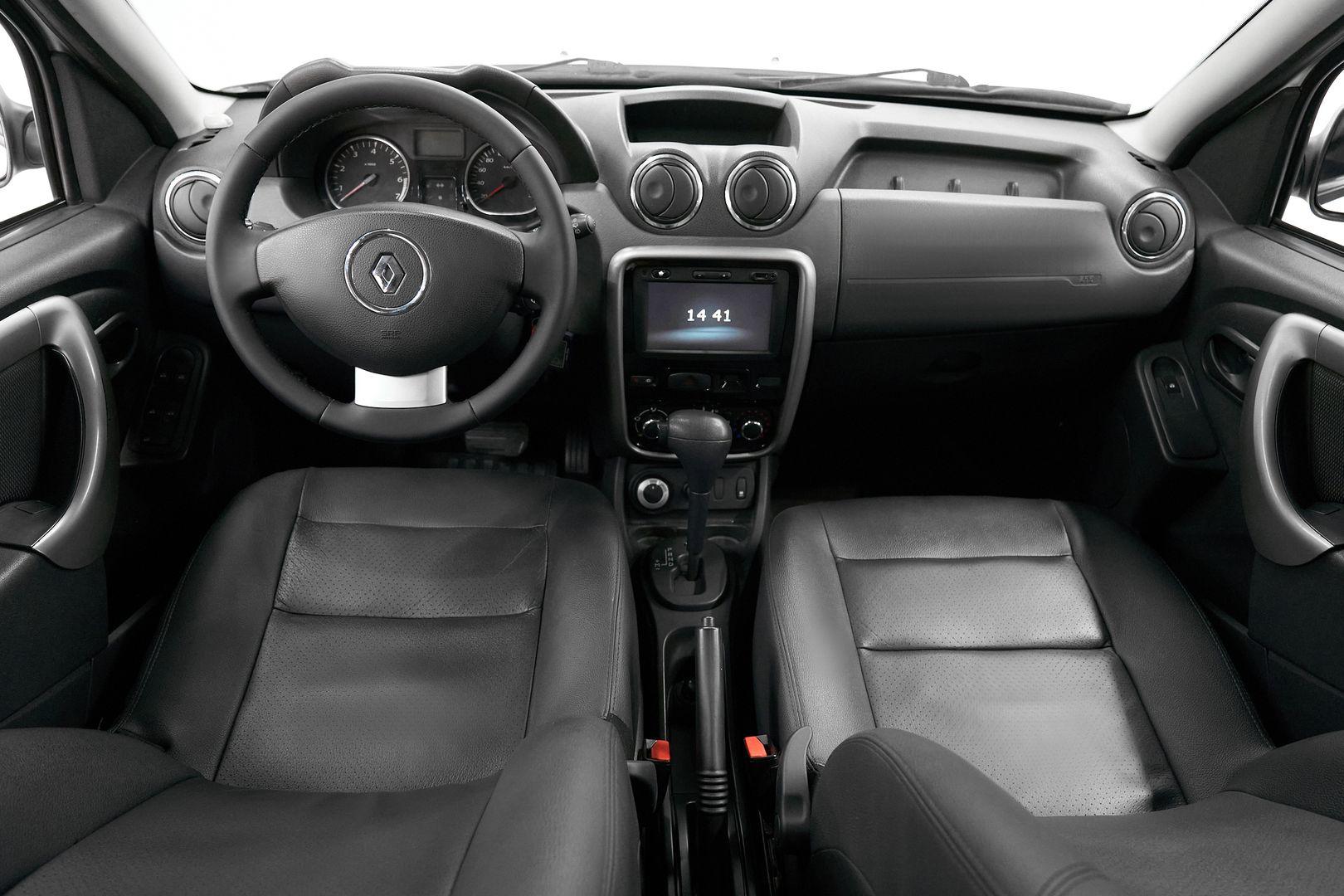 Renault Duster 2014, белый