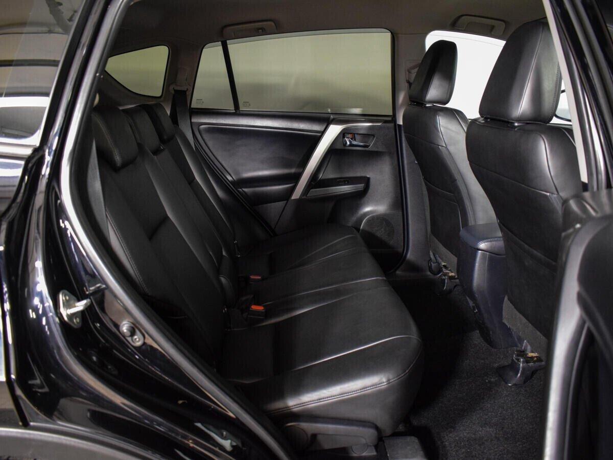 Toyota RAV4 2019, черный