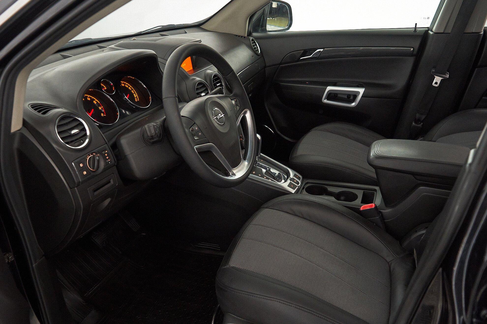 Opel Antara 2014, черный