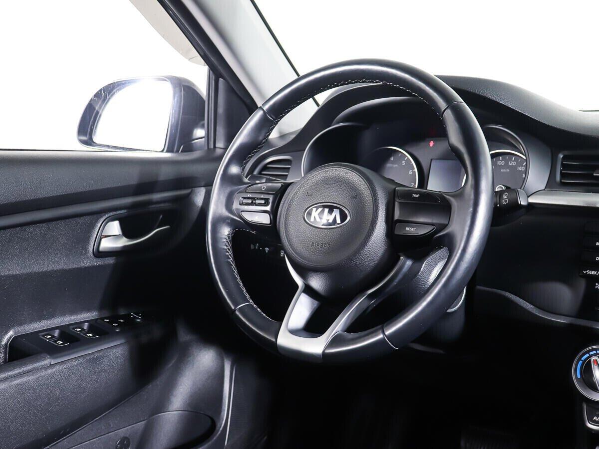 Kia Rio X-Line 2020, черный