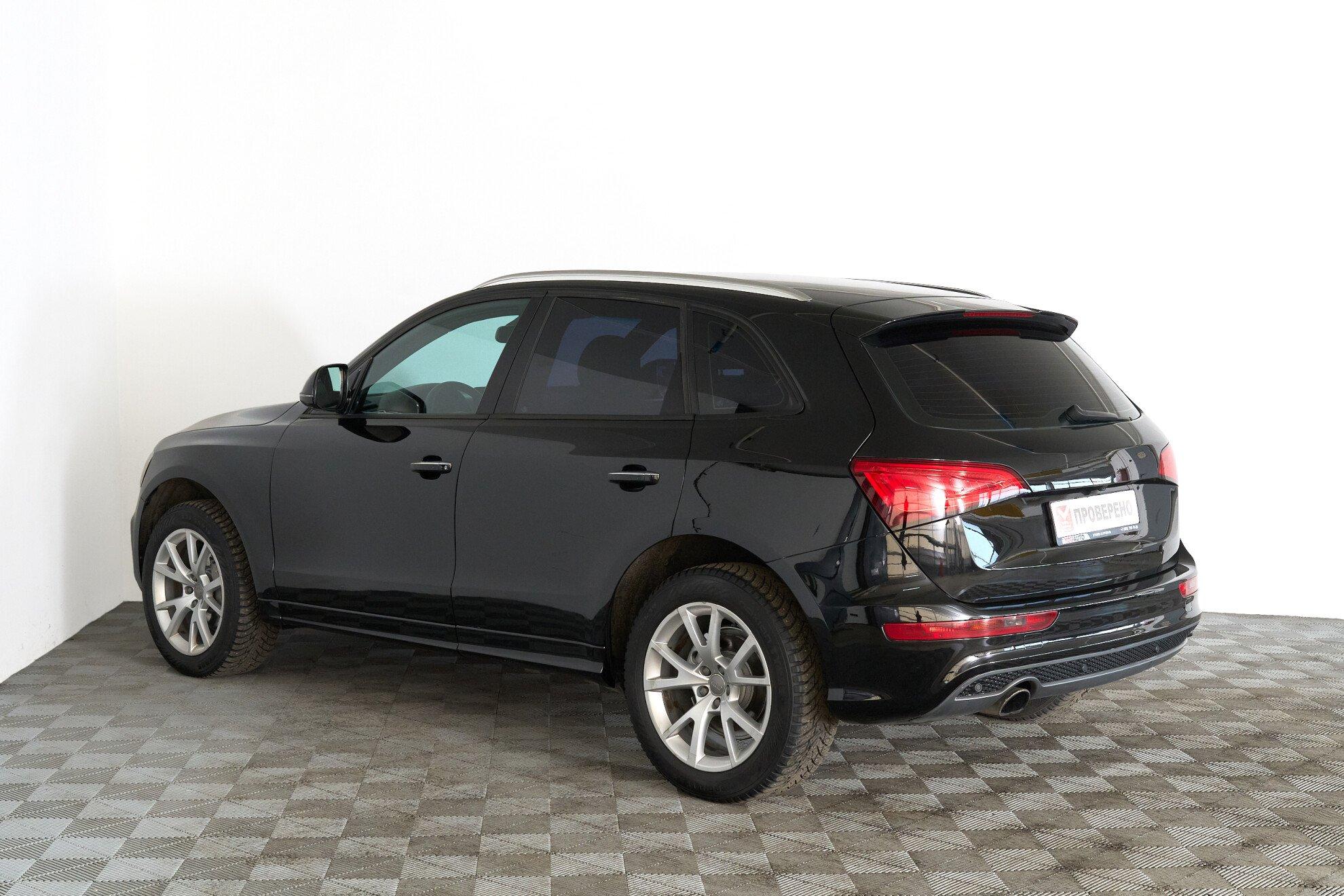 Audi Q5 2015, черный